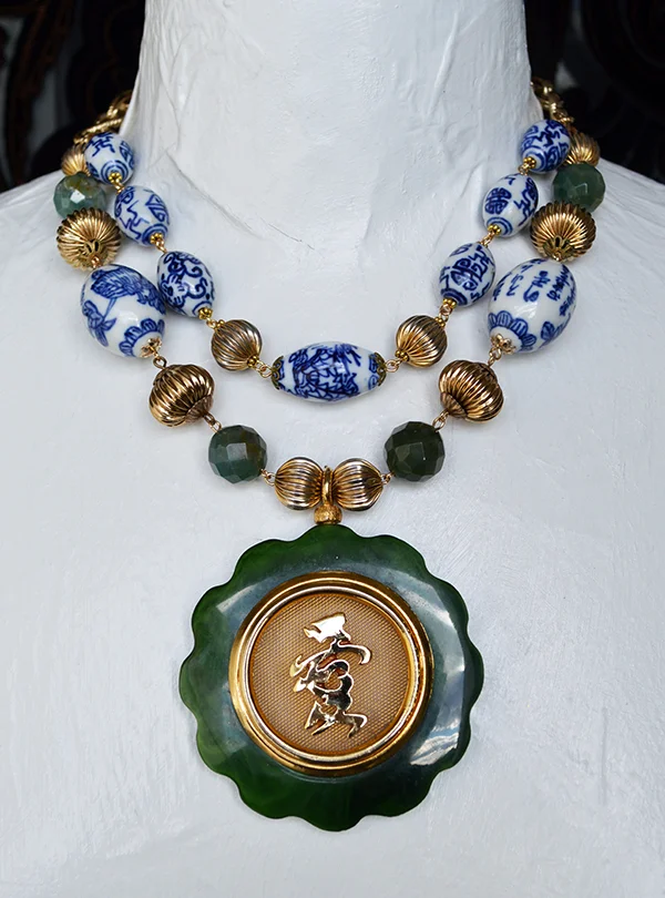 adorn by samouce_Asian Lucite medallion jade china beaded necklace2.jpg