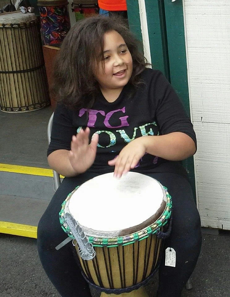  Little Drummer Girl...