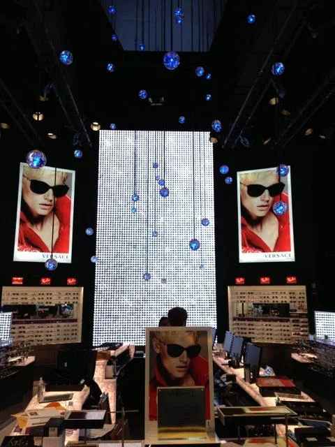Luxottica Versace.jpg