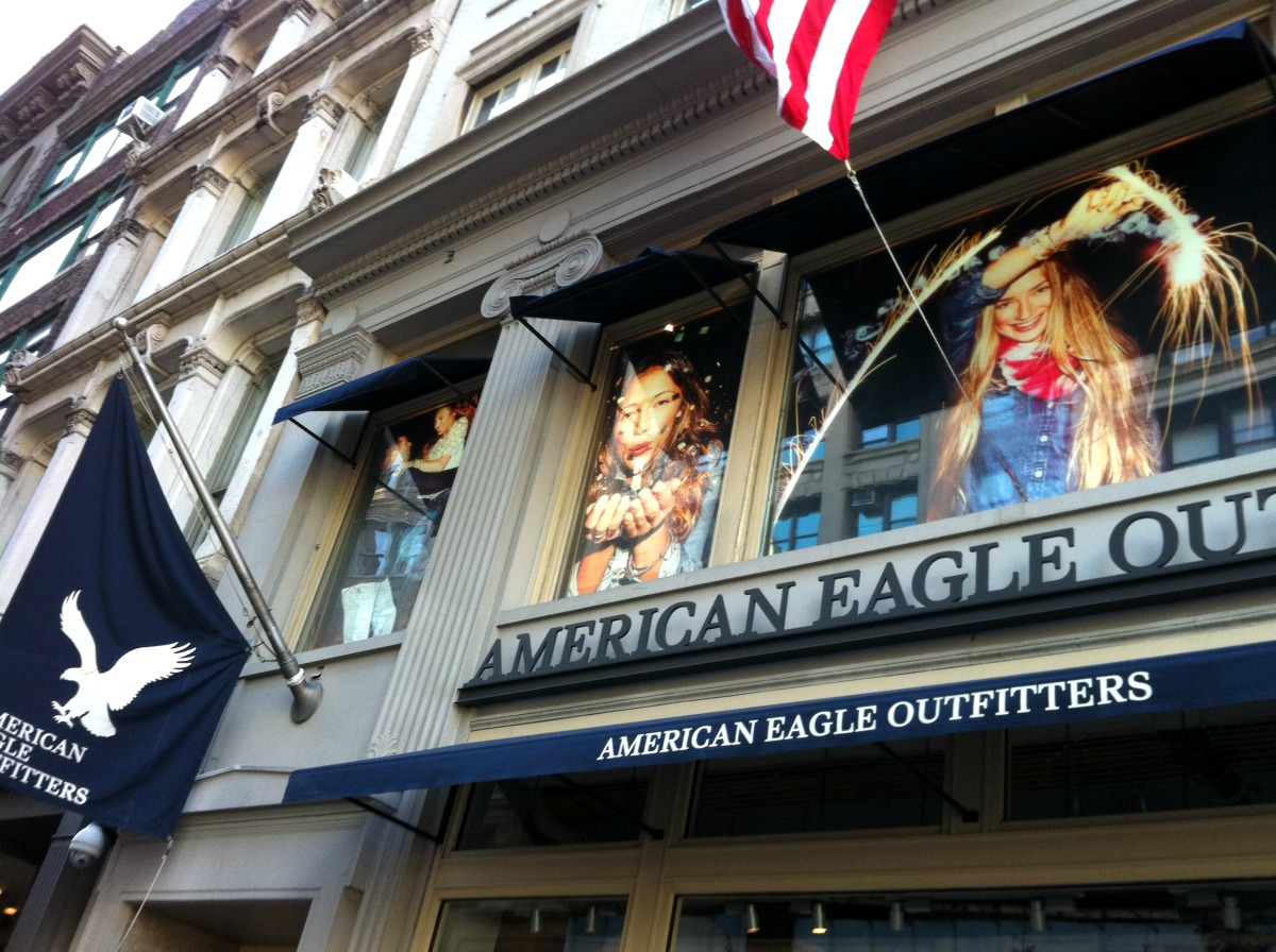 American Eagle Matrix Frame SEG Window Display
