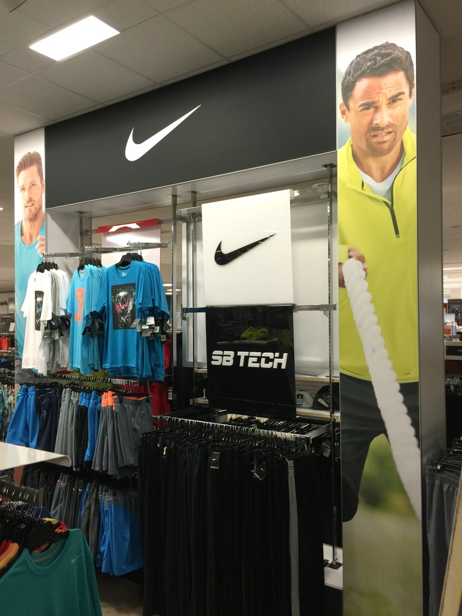 Belk - Nike Retail Fixture Display