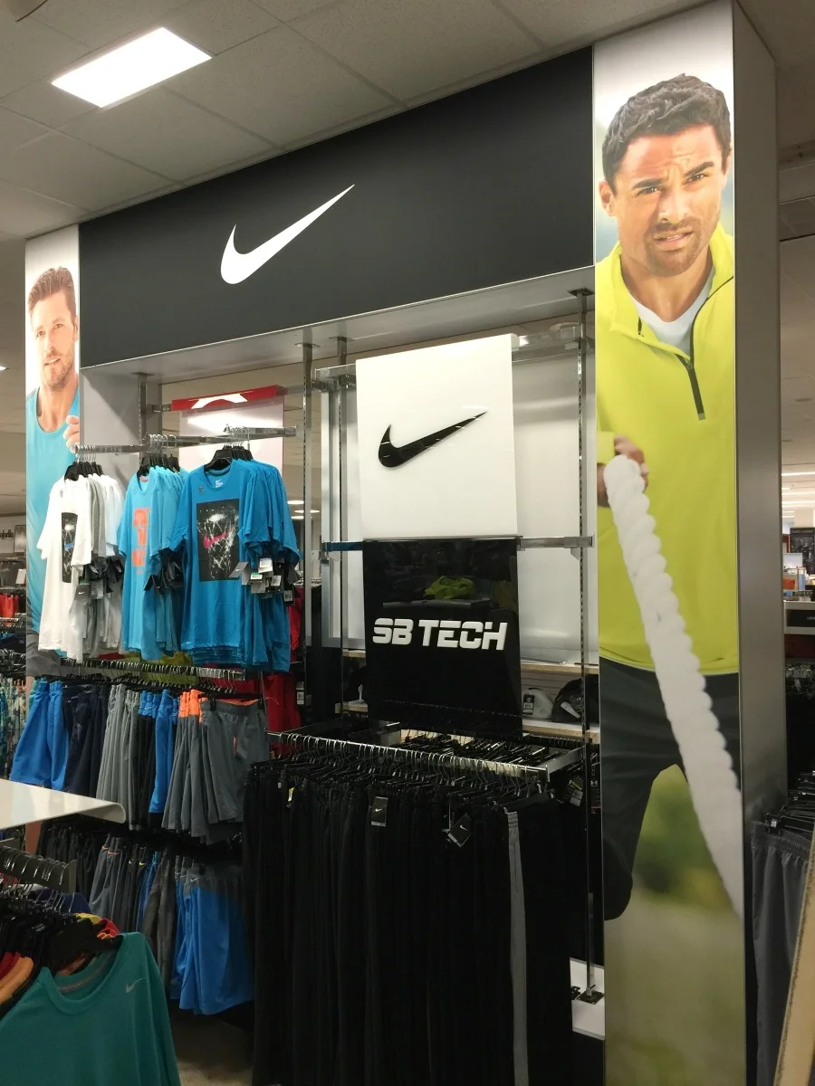 Belk - Nike Retail Fixture Display