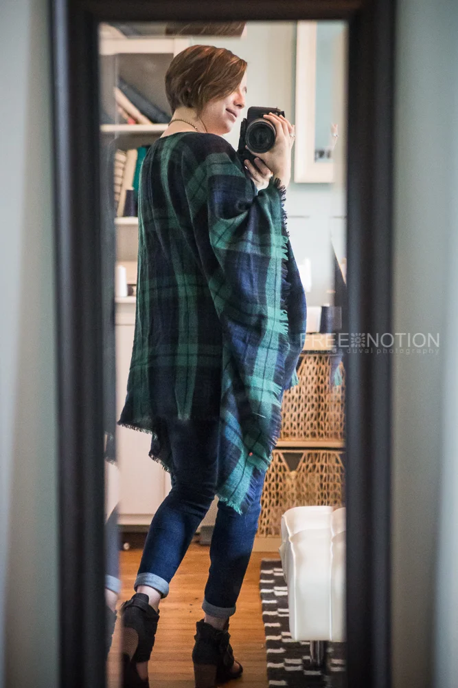 I've styled my tartan kaftan with a Cali Faye Basics Tank , the Havana Pendant Necklace , skinnies and open toed booties from Joyfolie. 