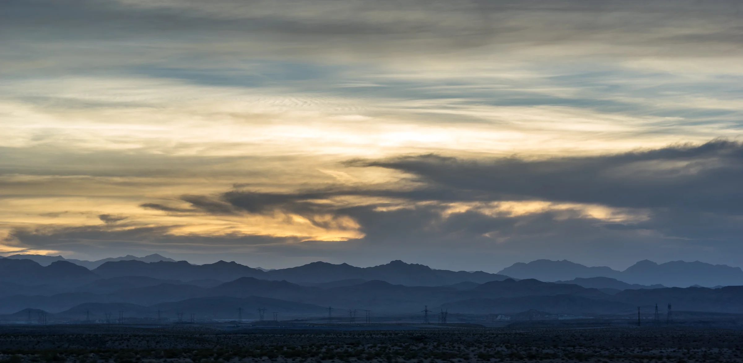 Auf unserem Weg nach Las Vegas durchquerten wir eine karge, aber dennoch schöne Landschaft.