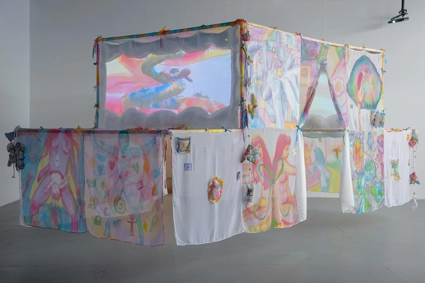 Visiting Artist Lecture: Laura Camila Medina
📍Pacific Northwest College of Art - In the first-floor Mediatheque
🗓️⏳Thursday, October 10 from 6 - 7:30pm
In person - free and open to the public - RSVP encouraged on PNCA&rsquo;s eventbrite

PNCA welco