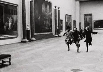 Running through the Louvre with your three friends (or your love triangle) is a WHOLE VIBE. Watch Odile (Anna Karina), Franz (Sami Frey) and Arthur (Claude Brasseur) do exactly that and more (bar hangs that turn into a choreographed dance, hijinks an