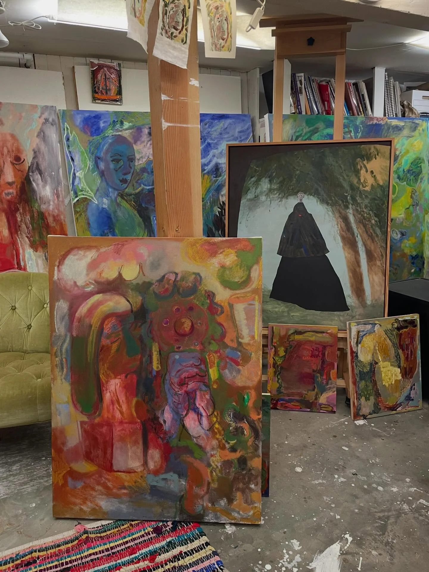 Silence and Slow Time: Recent Paintings by Ellen Blazich and Kayla Marie Carlson, curated by Rose Lewis 
📍 Souvenir, 1233 NE Alberta St.
🗓️ May 1-30, 2026
⏳ Thursday &ndash; Saturday, 12-5pm
🎟️Free to the public

In her discussion of John Keats&rs