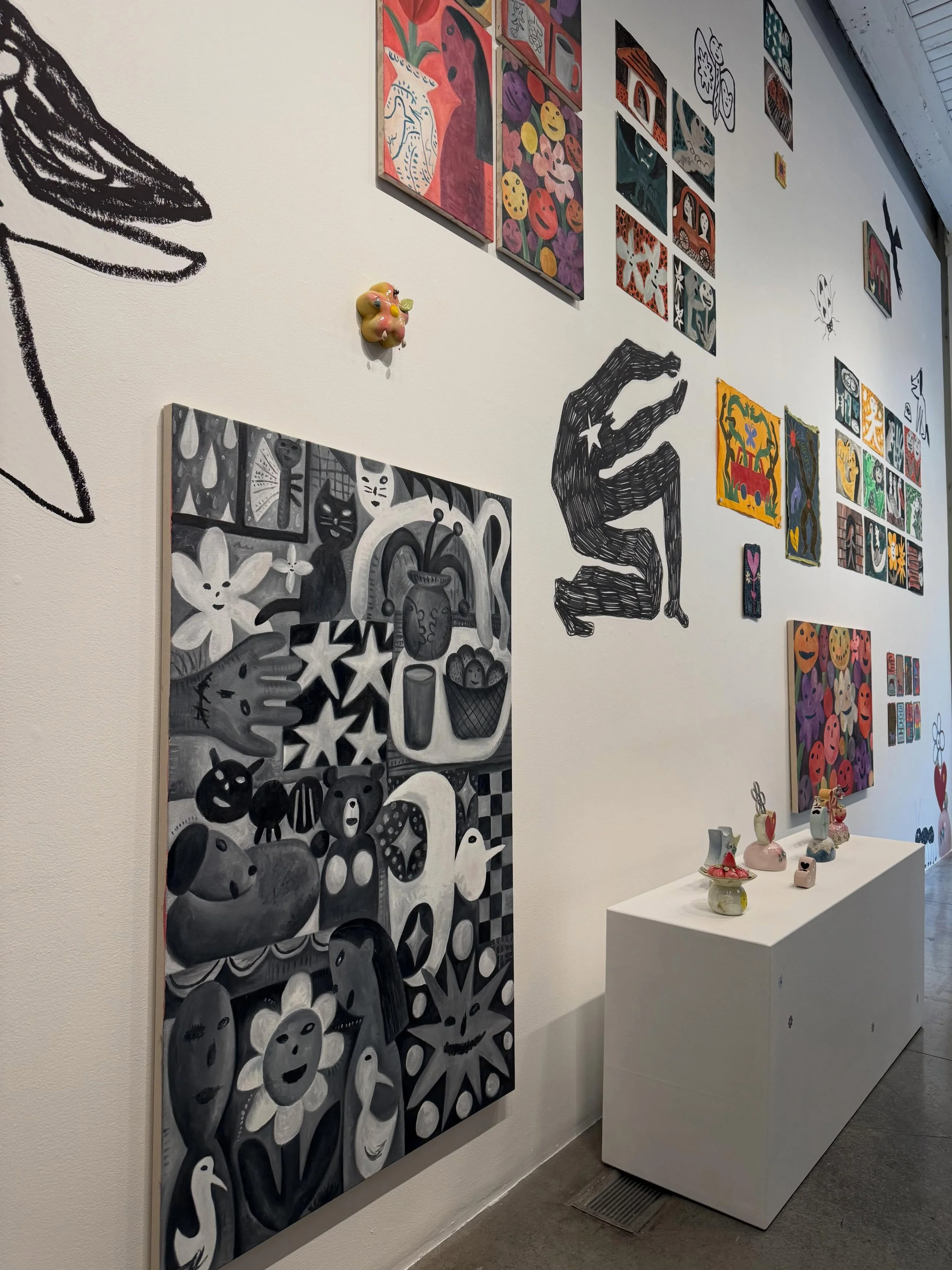 Sweet moments all around in ☁️ Soft Connections ☁️ @fiskgallery at @wiedenkennedy &mdash; @kentarookawara @niamusiba @yaymarshamack.  This show is fun, colorful and oh so easy on the eyes. Got to view it at the #collectorspreview yesterday, show open