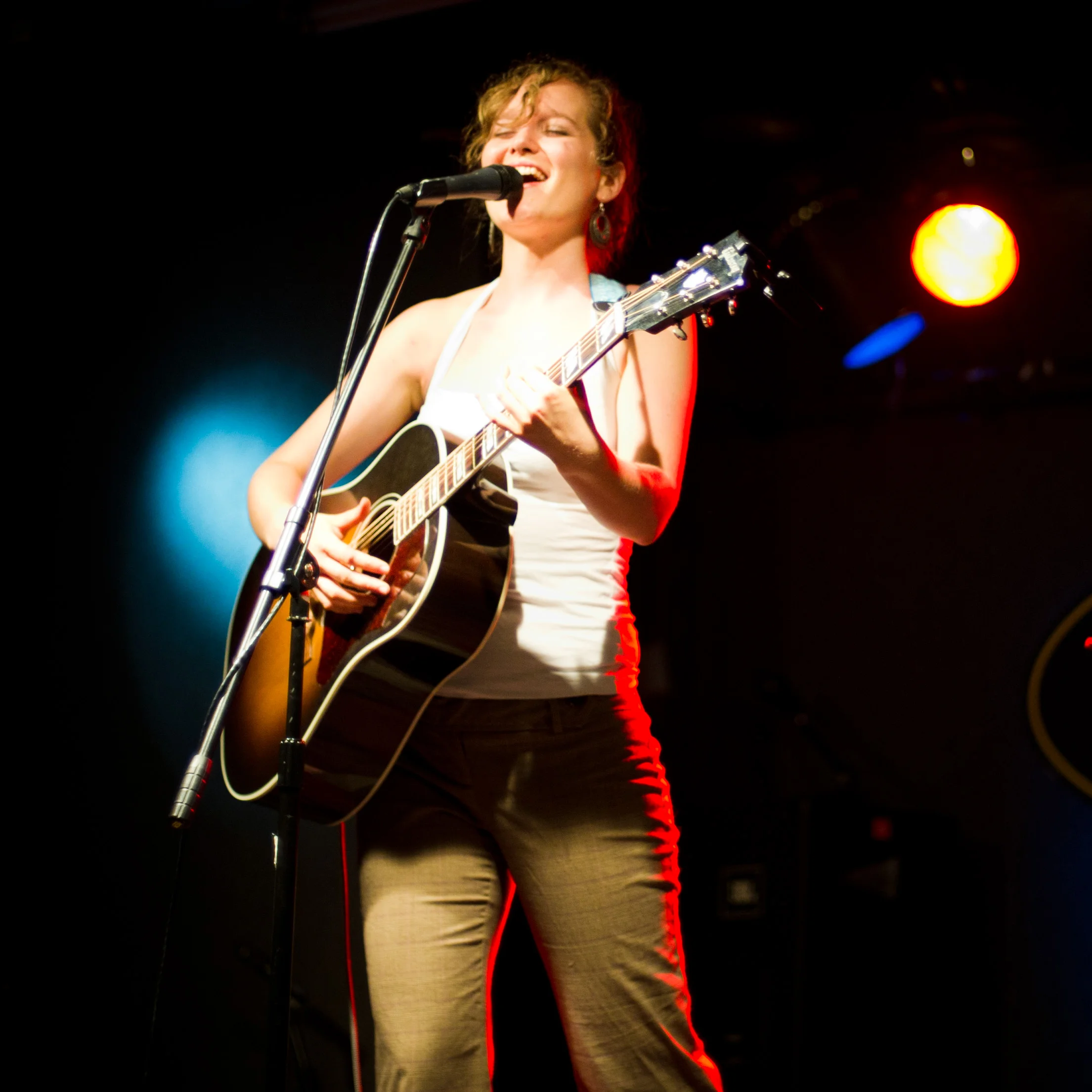 Layah Jane - photo by Graham Powell.jpg