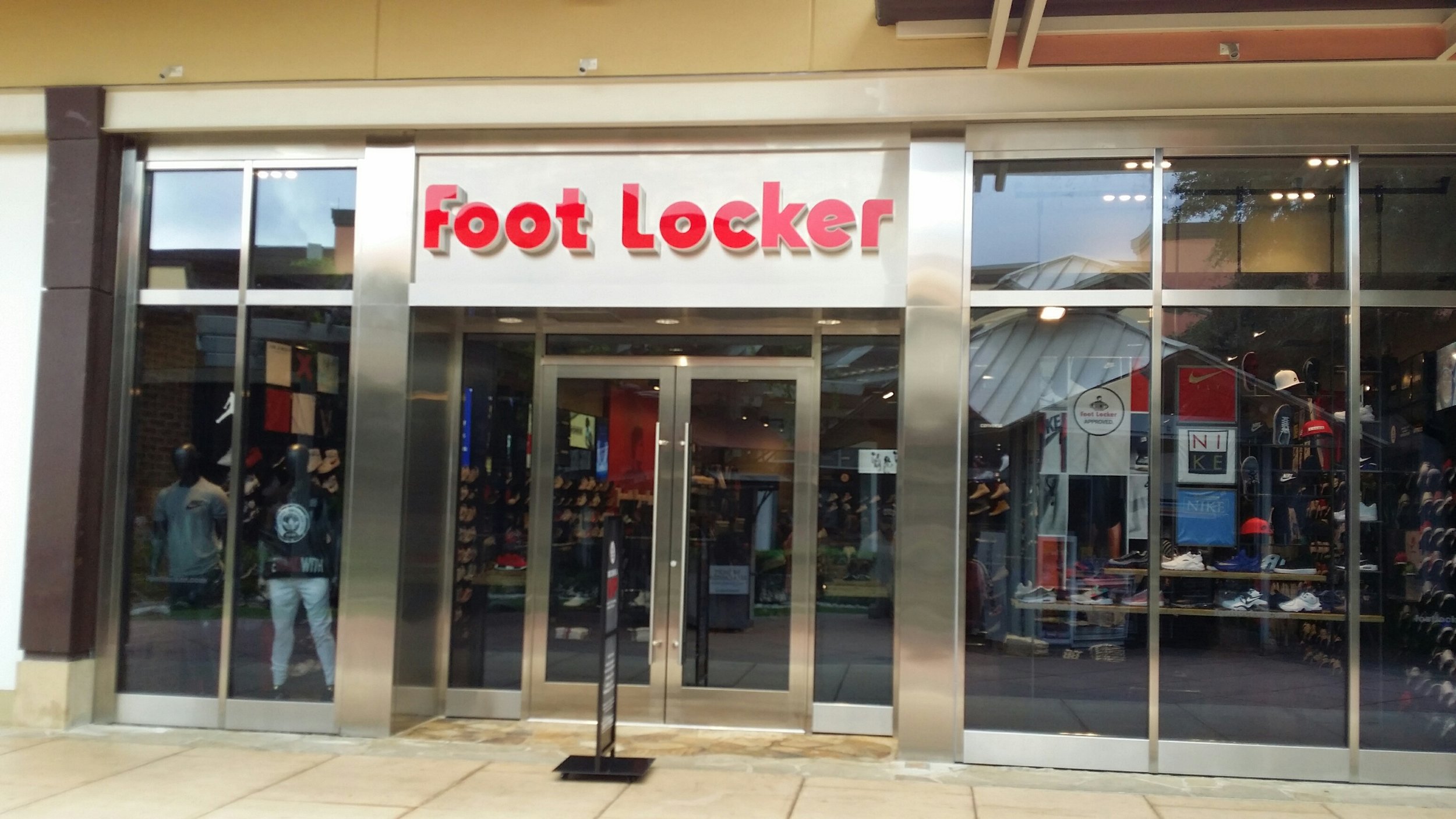 FootLocker & LL Retail Construction Project.jpg
