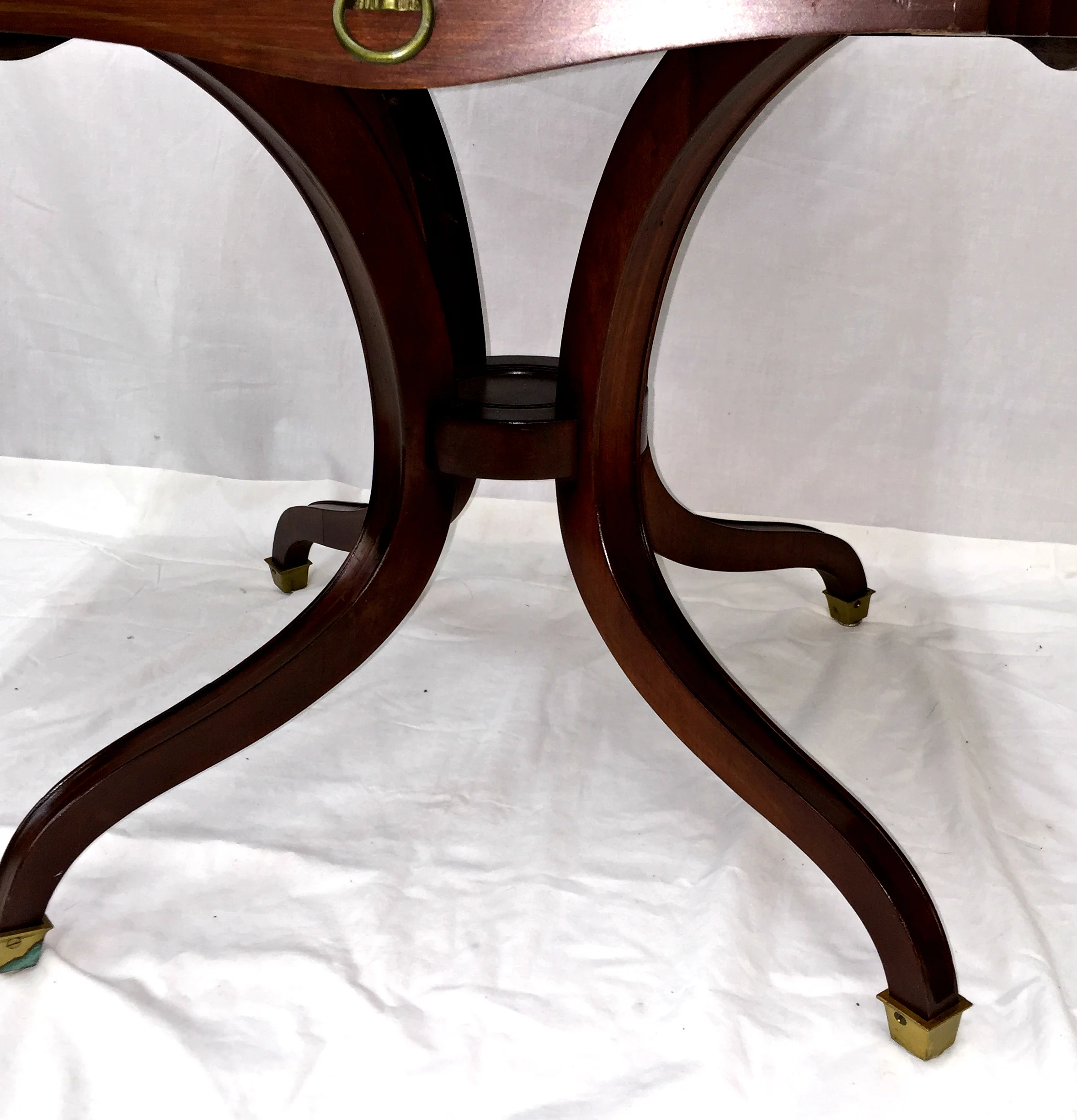 Vintage Mahogany 2 tier accent table touch up