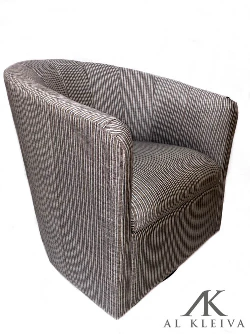 Comfortable barrel swivel chair