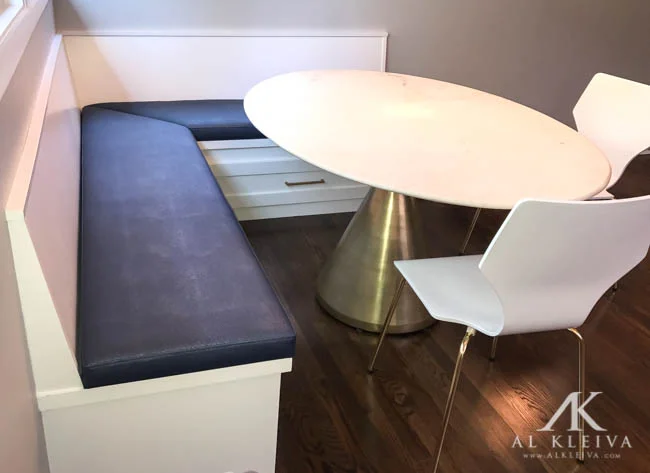 Builtin kitchen banquet 