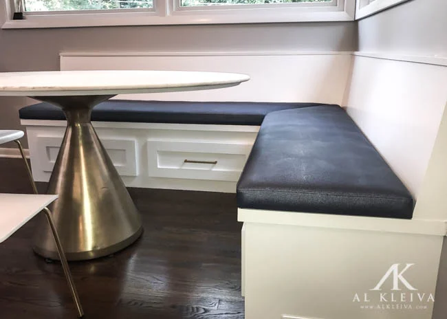 Builtin kitchen banquet 