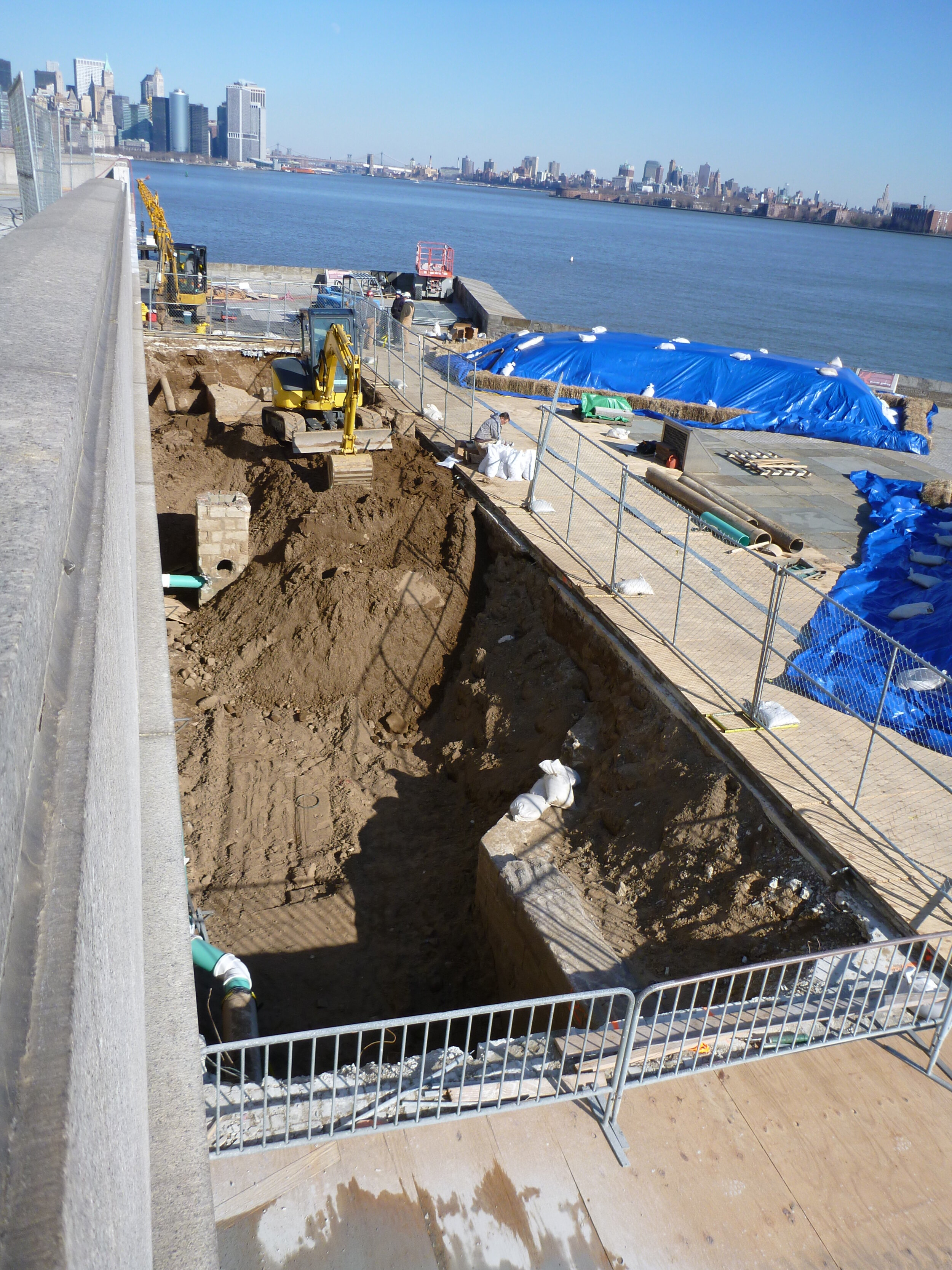 Excavating in front of the statue base 2013