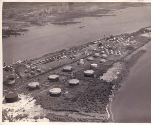 1939 Dallin Petty's Island aerial.jpg