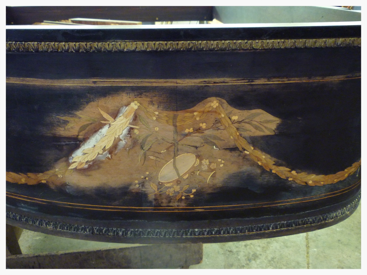 Veneer repair (before)