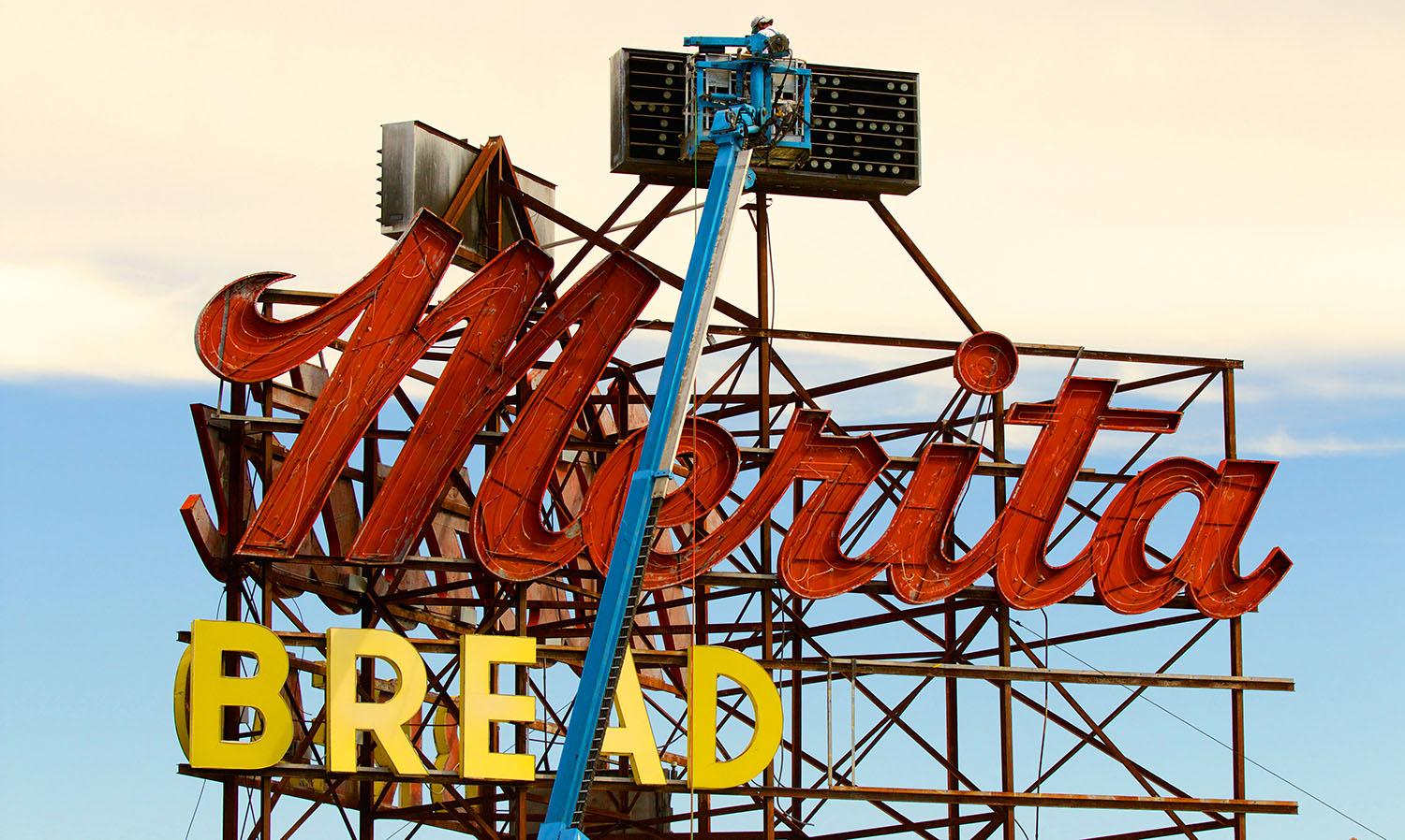 The Morse Museum of American Art removes the sign for Merita Bread to preserve in the museums collection of neon signs. 