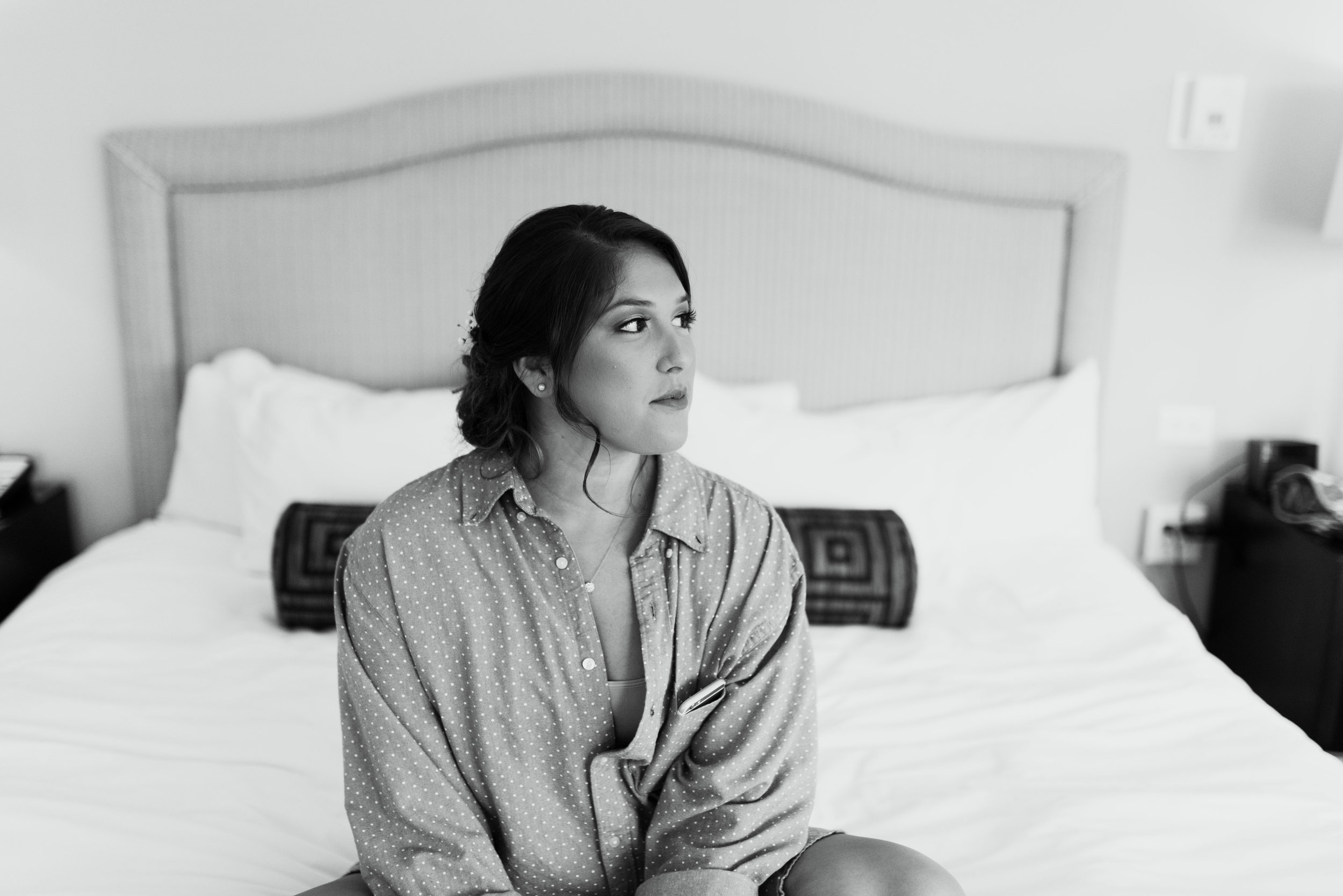 Intimate Downtown Galveston Wedding | Houston Natural Light Wedding Photographer | www.jordanmitchellphotography.com