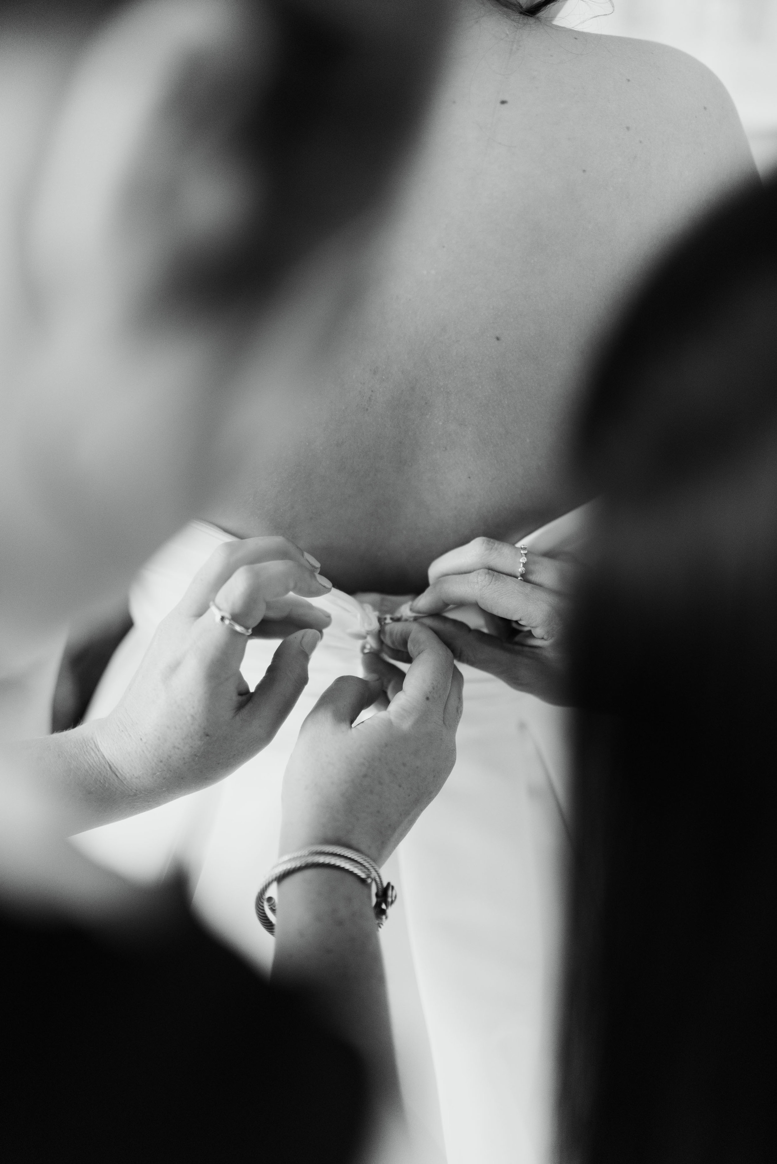 Intimate Downtown Galveston Wedding | Houston Natural Light Wedding Photographer | www.jordanmitchellphotography.com
