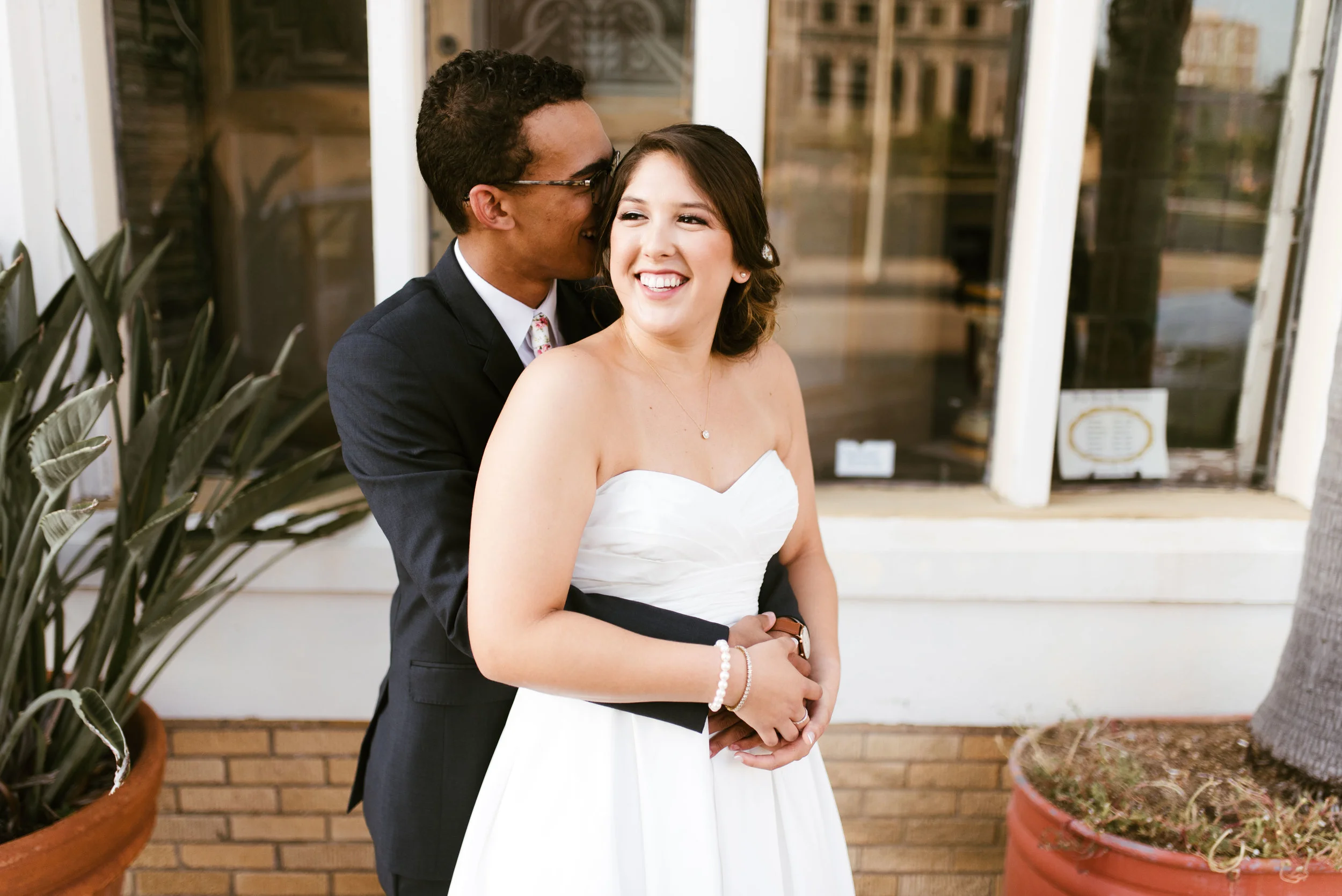 Intimate Downtown Galveston Wedding | Houston Natural Light Wedding Photographer | www.jordanmitchellphotography.com