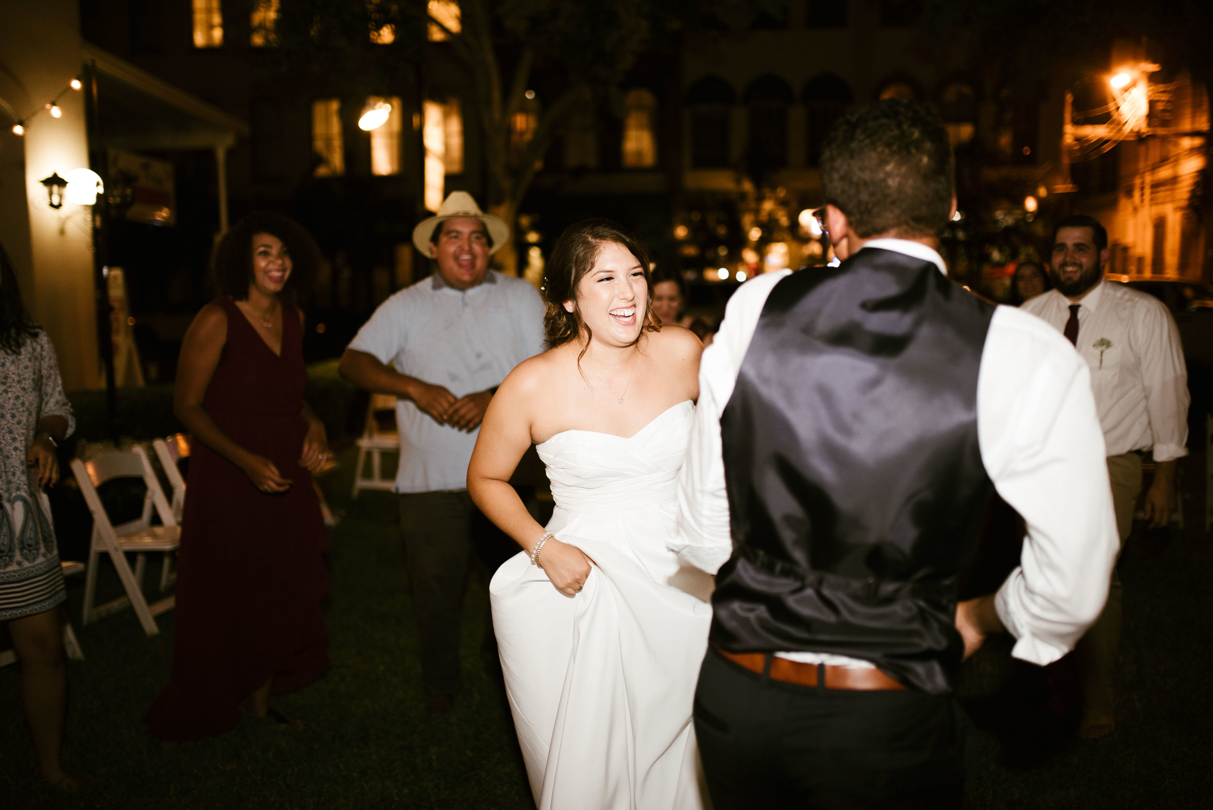  Intimate Downtown Galveston Wedding | Houston Natural Light Wedding Photographer | www.jordanmitchellphotography.com 