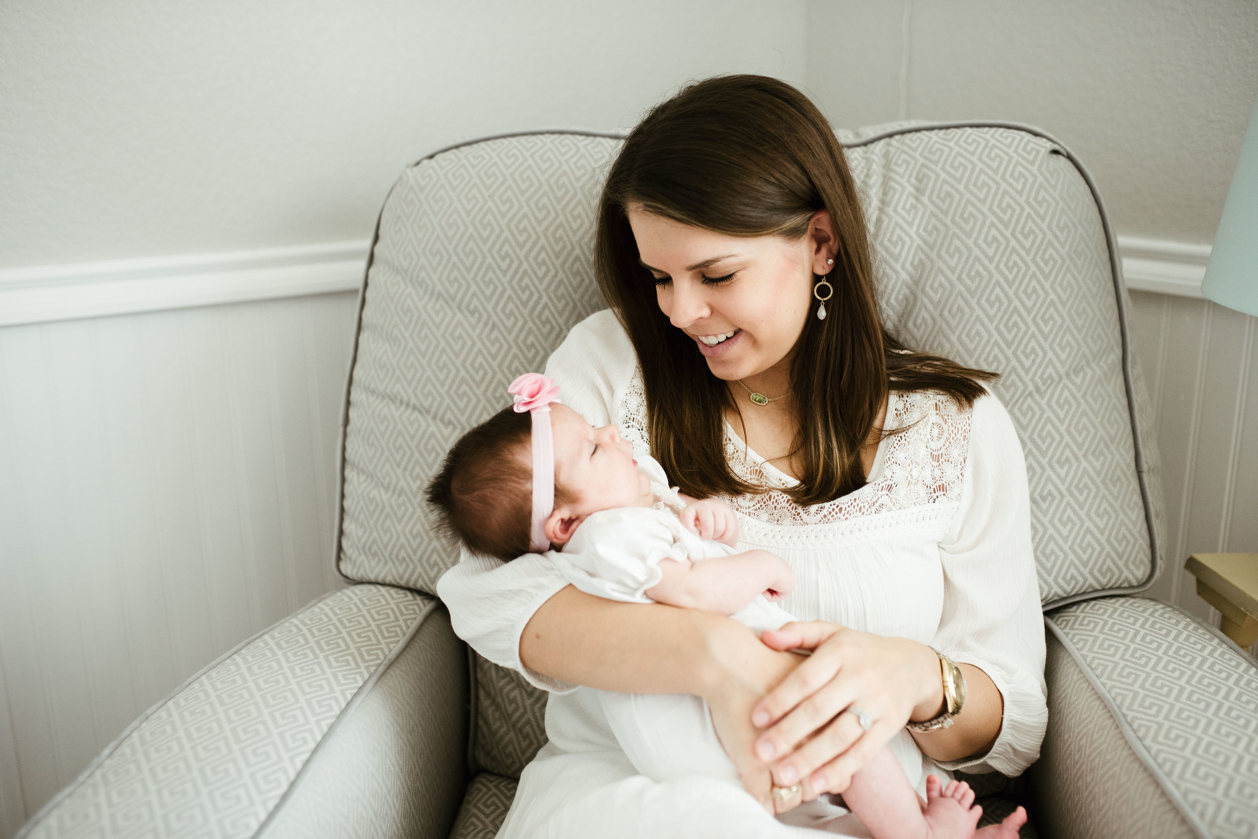  Houston Lifestyle Newborn Session | Houston Natural Light Photographer | www.jordanmitchellphotography.com 