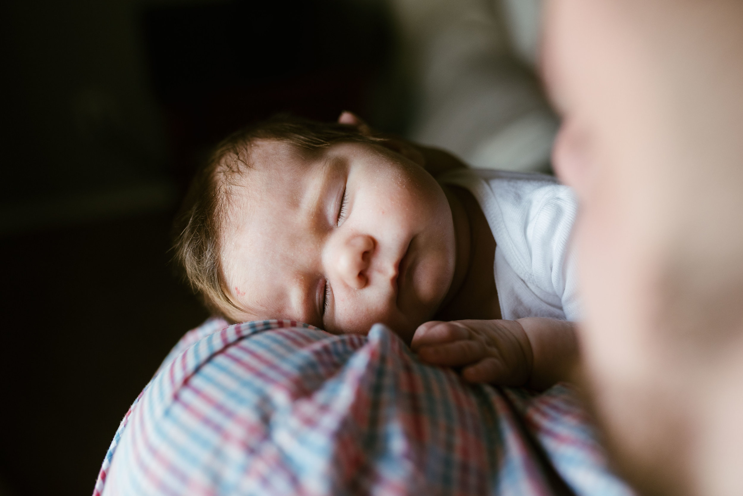  Houston Lifestyle Newborn Session | Houston Natural Light Photographer | www.jordanmitchellphotography.com 