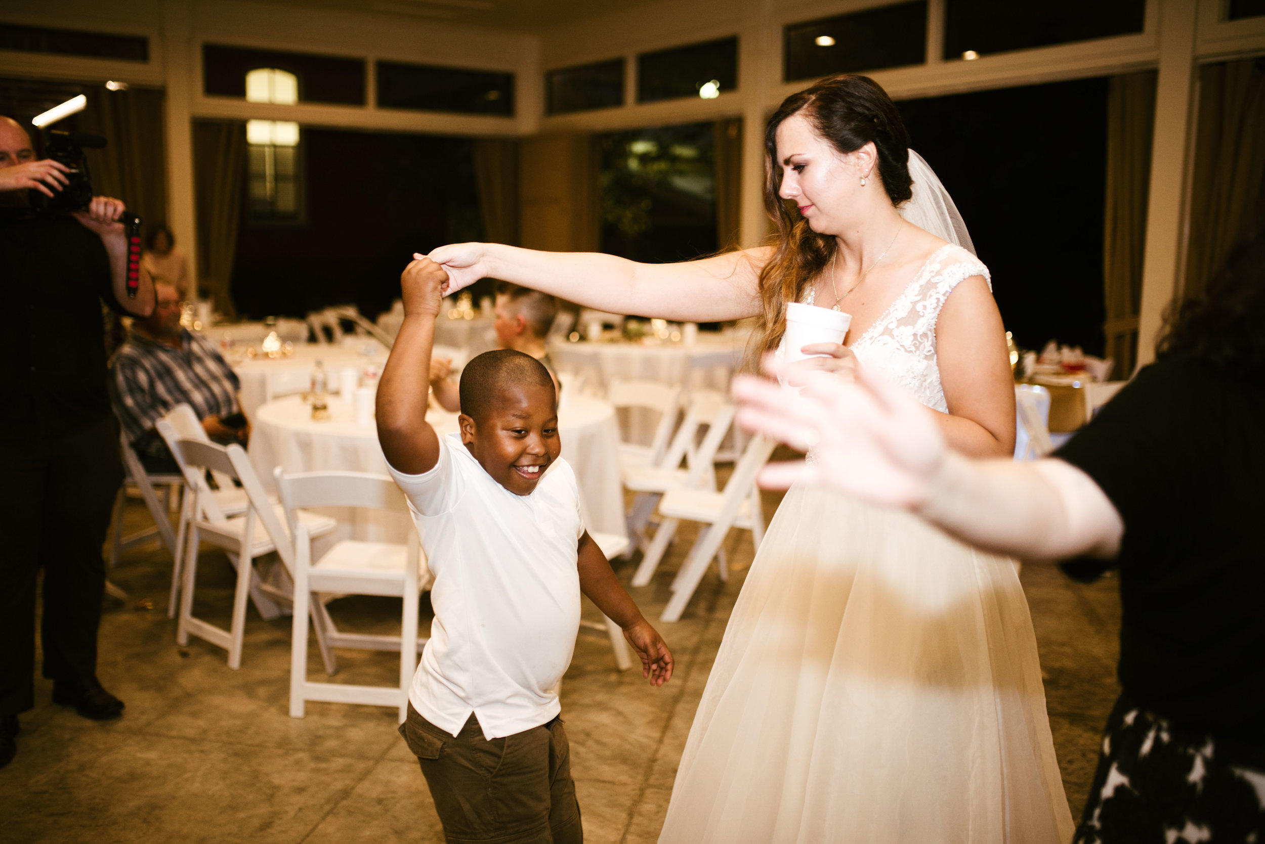 Cumberland House Wedding, Jackson, Tennessee | Houston Natural Light Photographer | www.jordanmitchellphotography.com