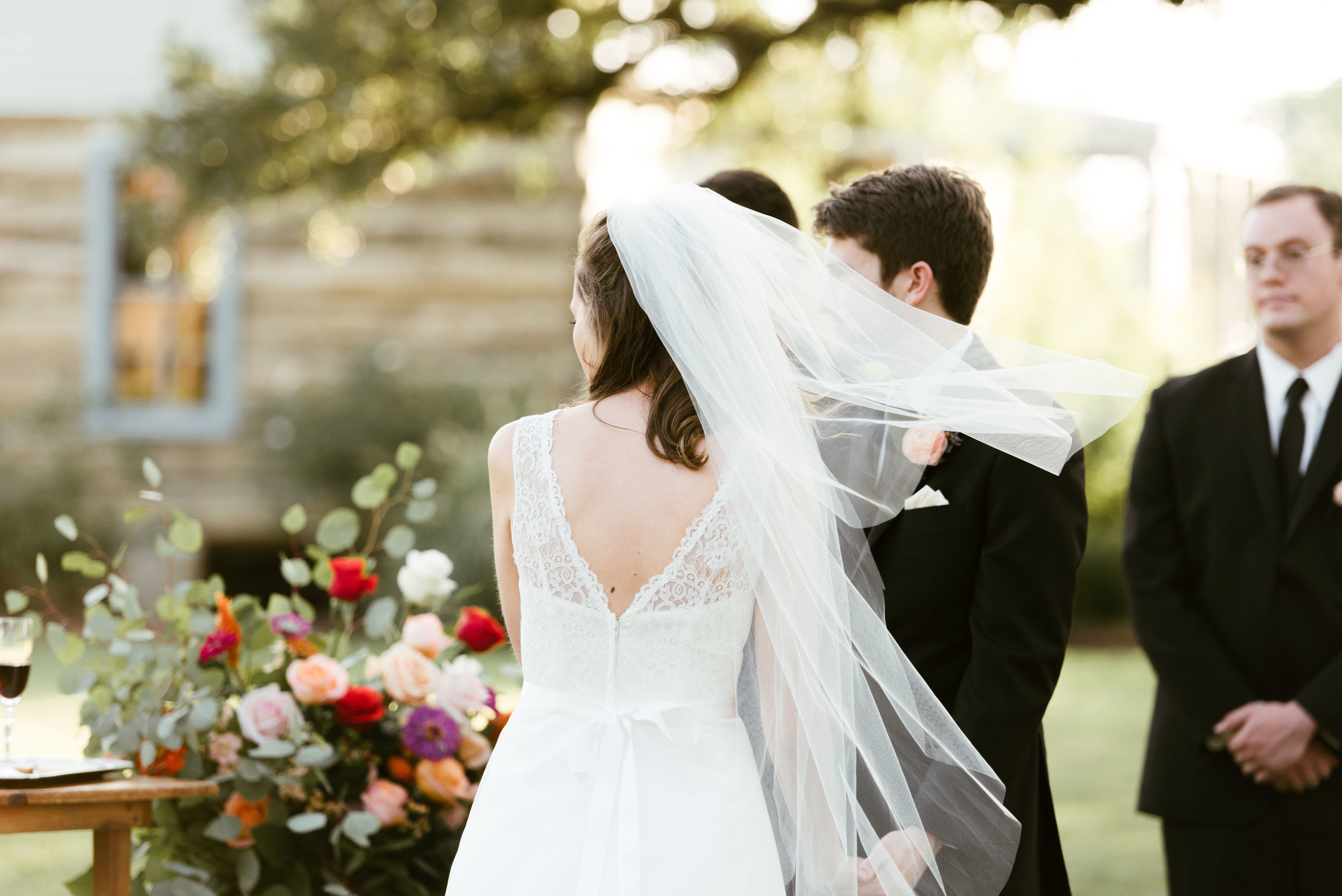 Henkel Hall Wedding, Round Top | Houston Natural Light Wedding Photographer | www.jordanmitchellphotography.com