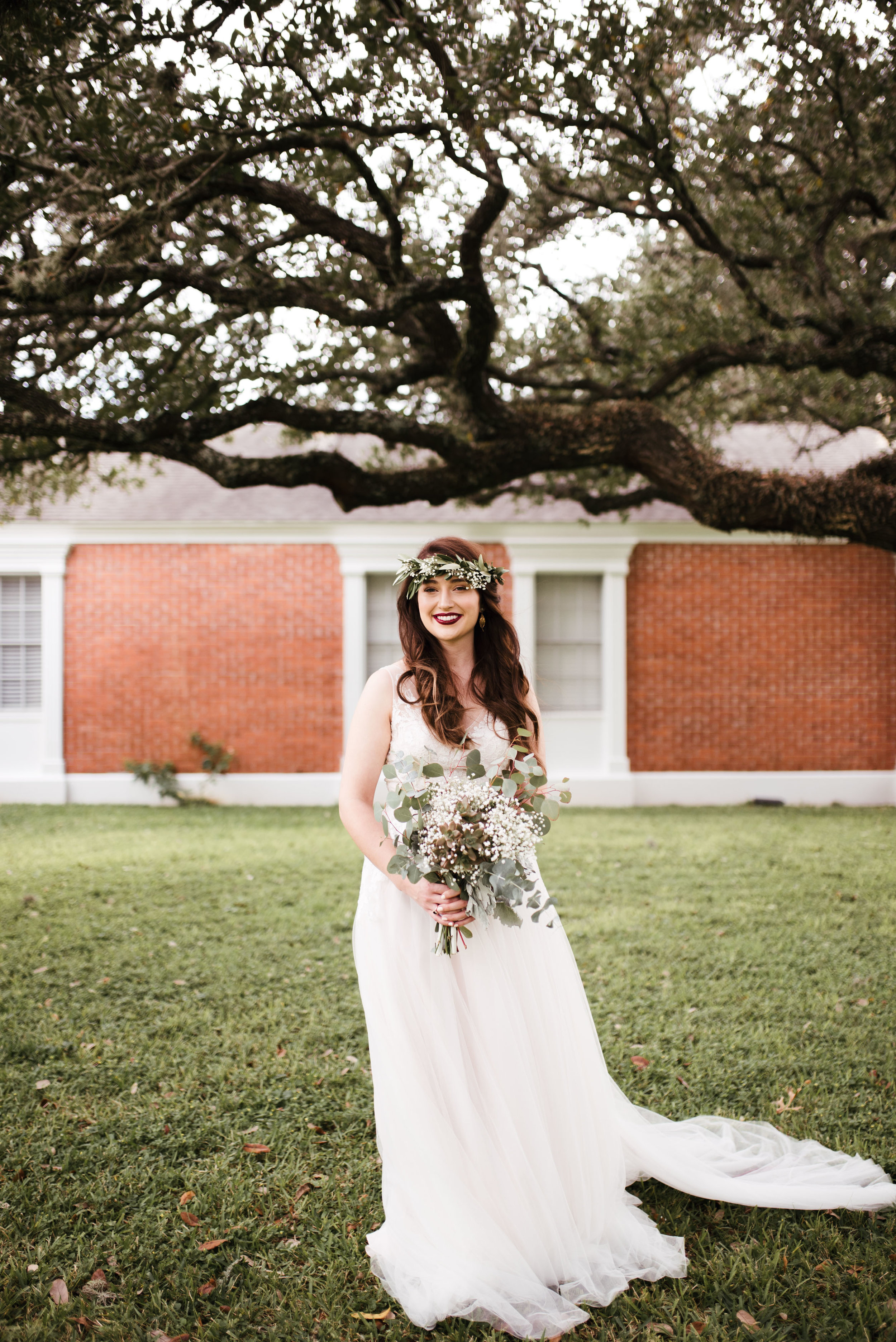 Columbus, Texas Wedding | Houston Natural Light Wedding Photographer | www.jordanmitchellphotography.com