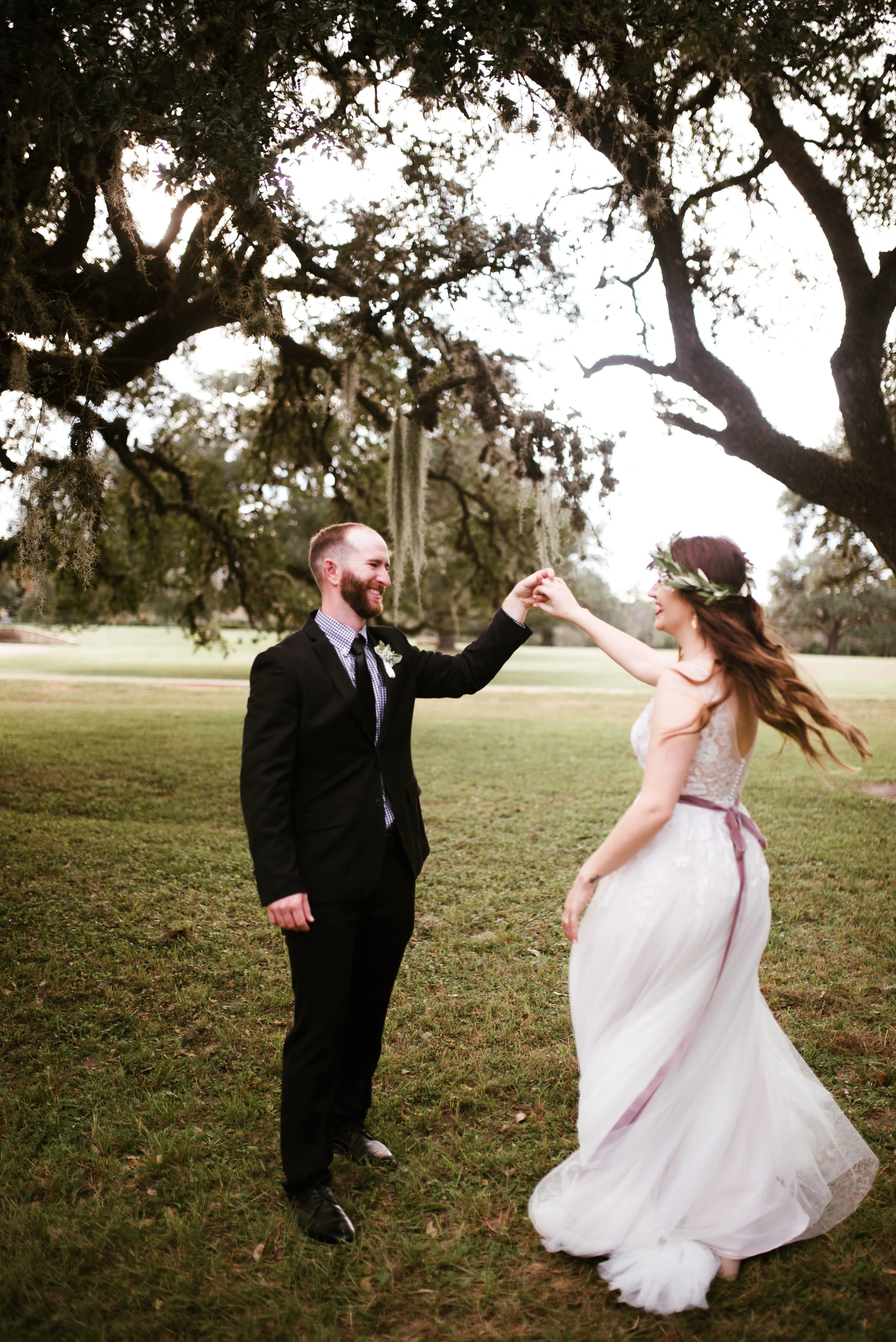 Columbus, Texas Wedding | Houston Natural Light Wedding Photographer | www.jordanmitchellphotography.com