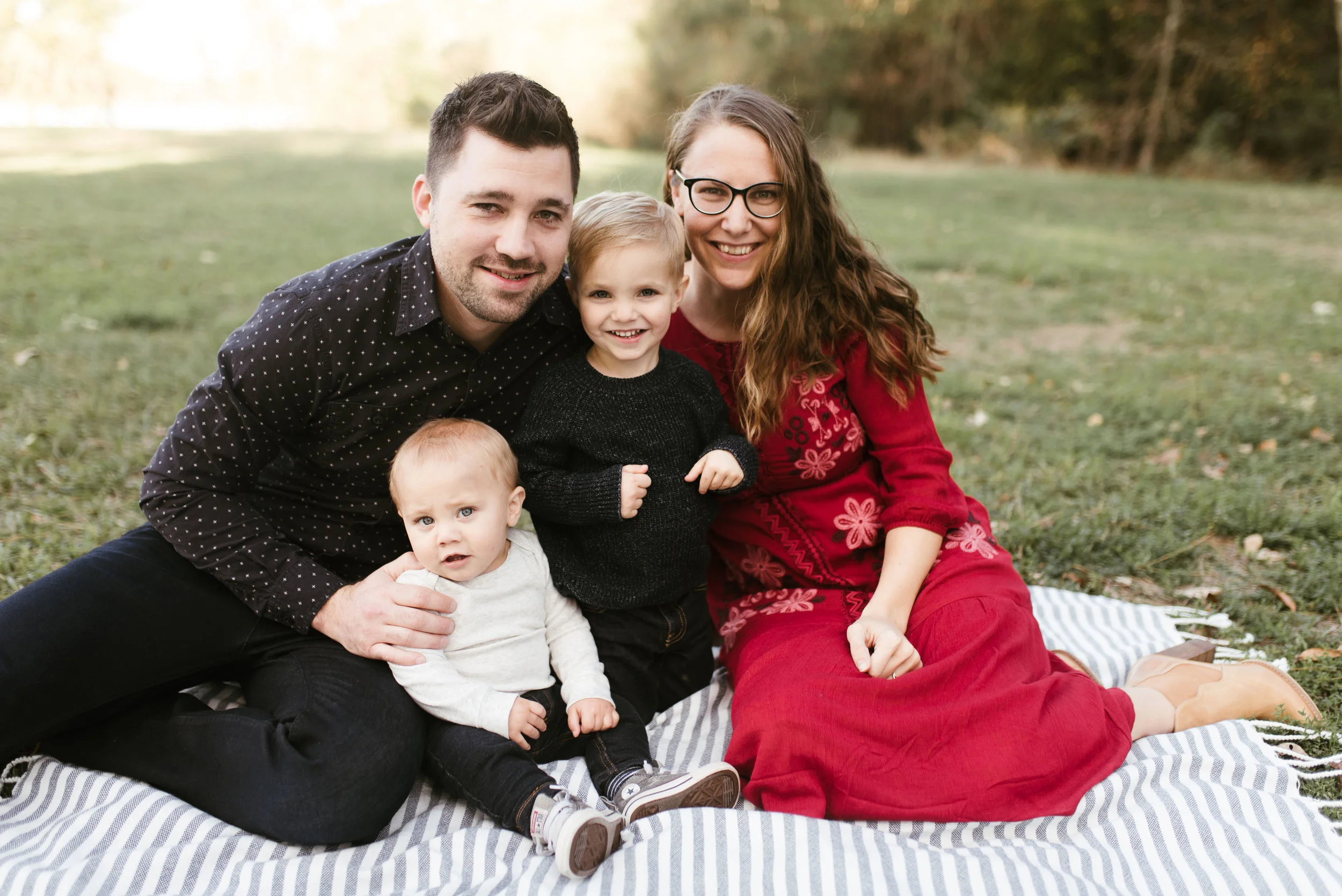 Kingwood Family Session | Houston Natural Light Photographer | www.jordanmitchellphotography.com