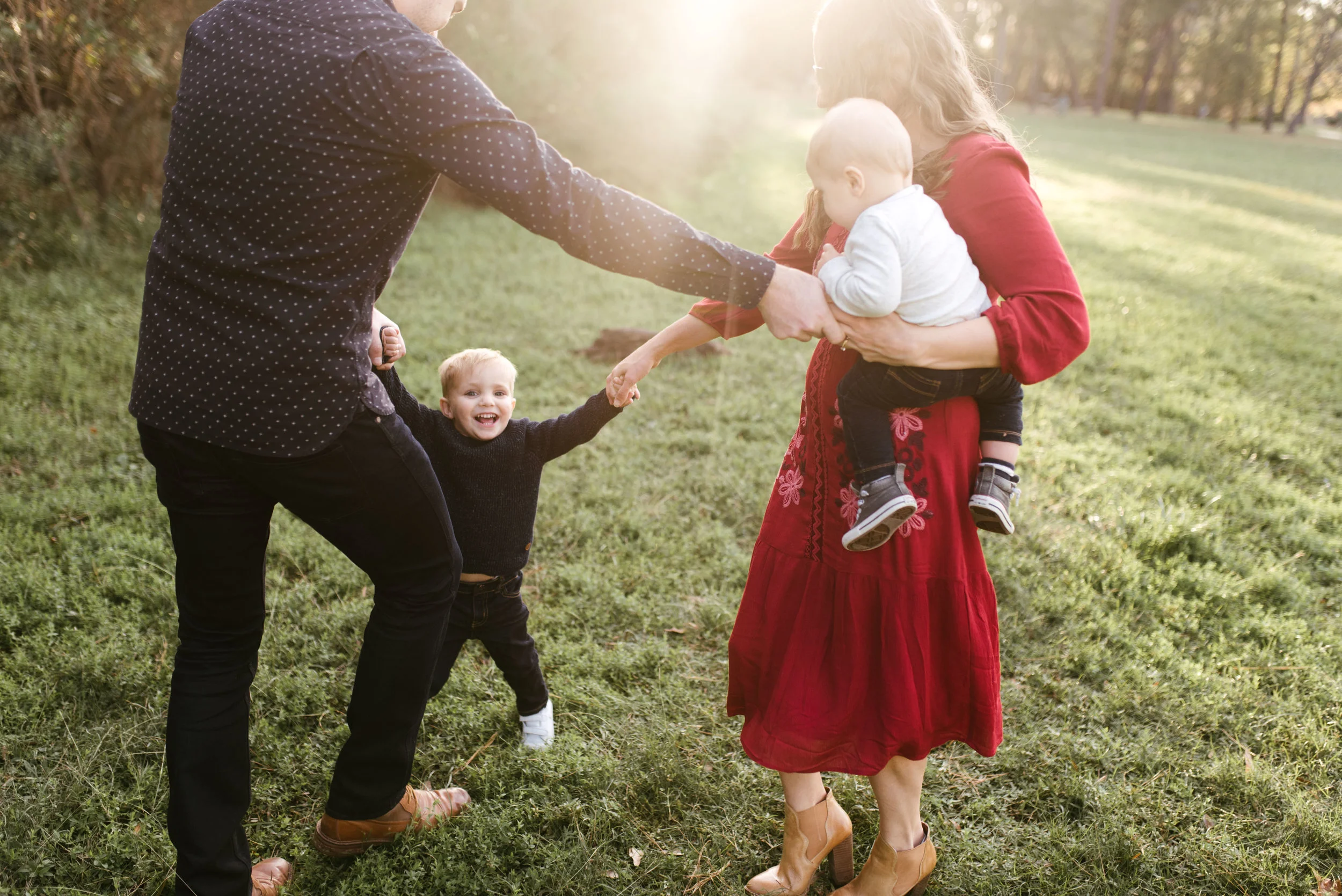 Kingwood Family Session | Houston Natural Light Photographer | www.jordanmitchellphotography.com