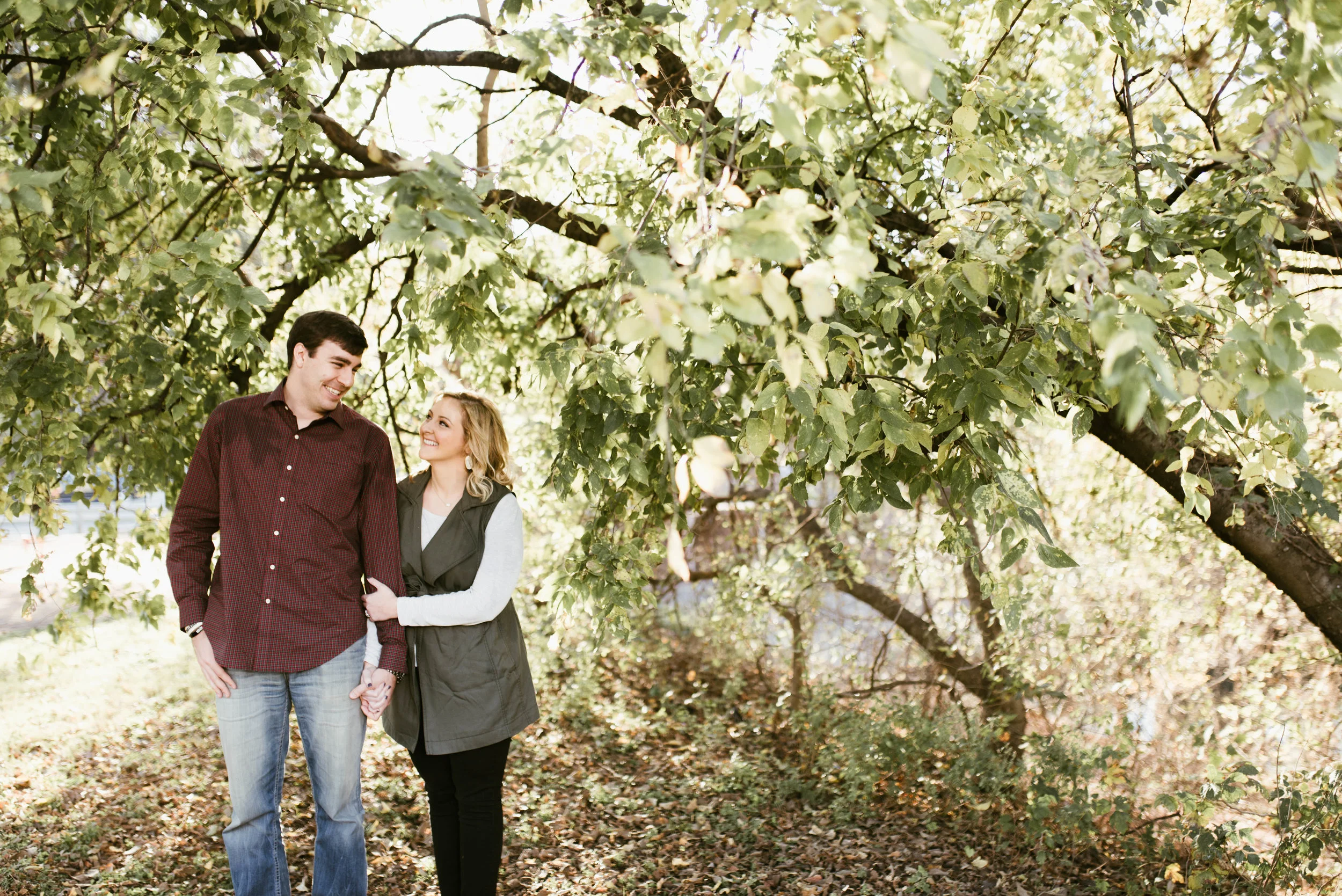 Houston Natural Light Photographer | Houston Engagement Photographer | www.jordanmitchellphotography.com