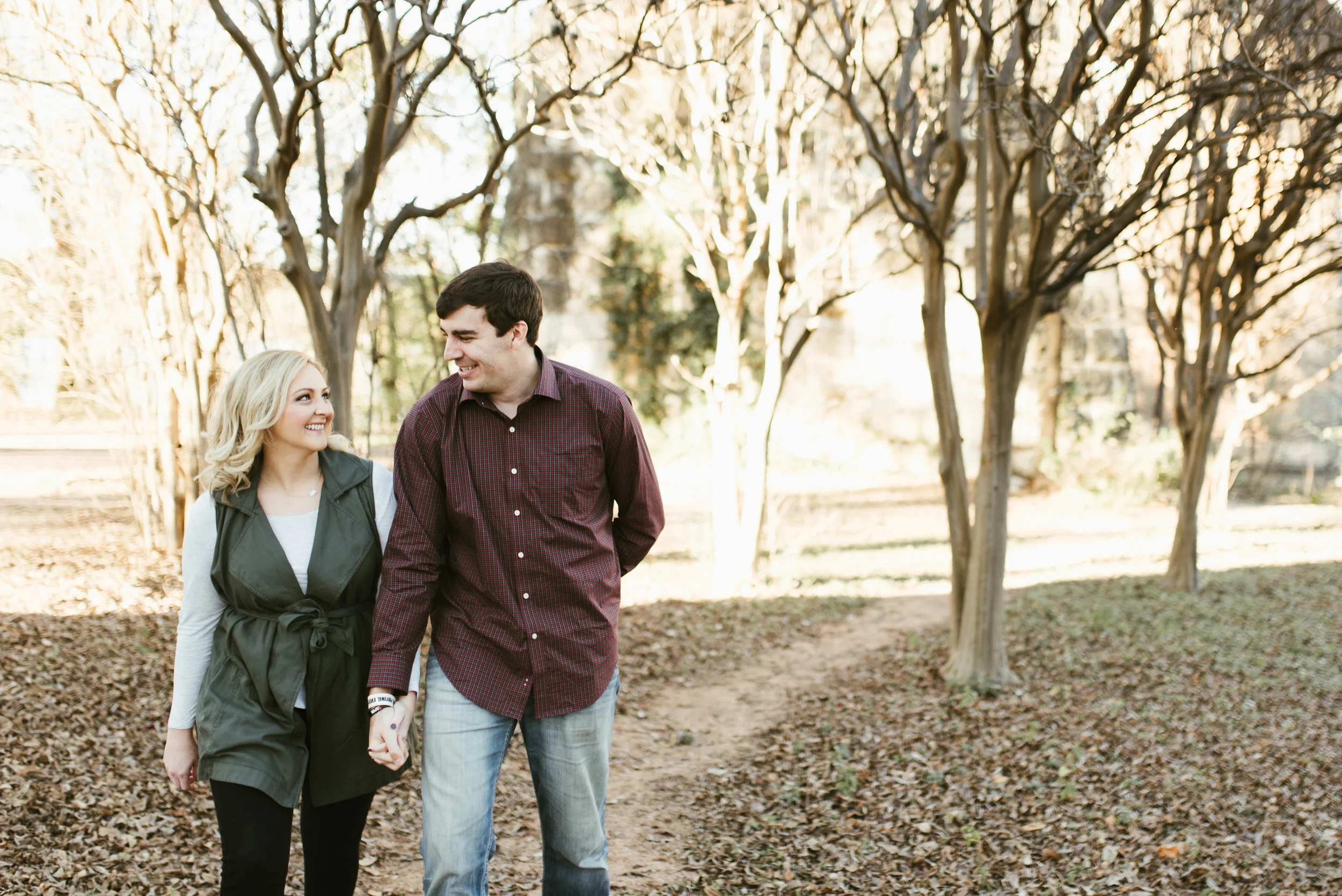 Houston Natural Light Photographer | Houston Engagement Photographer | www.jordanmitchellphotography.com