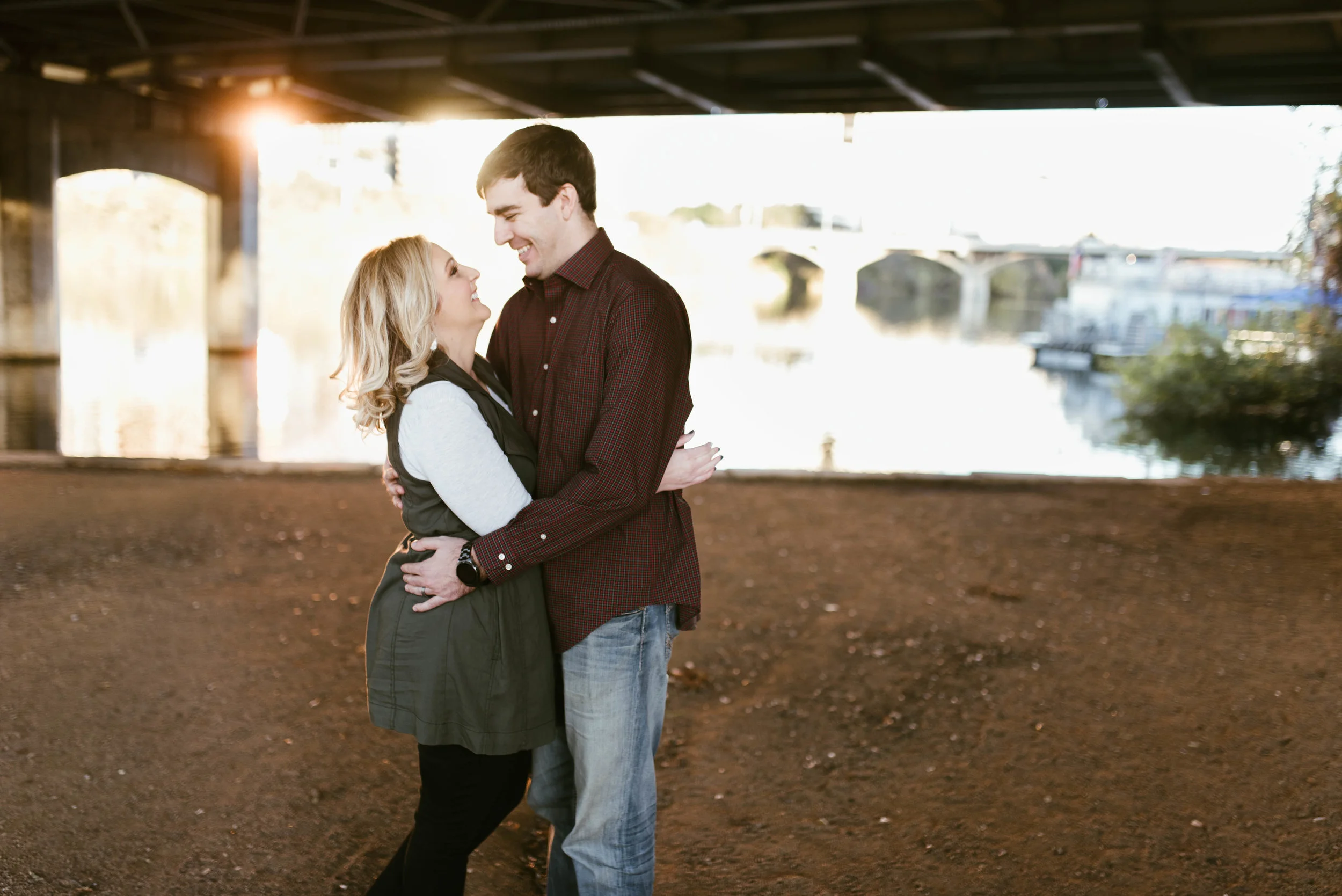 Houston Natural Light Photographer | Houston Engagement Photographer | www.jordanmitchellphotography.com