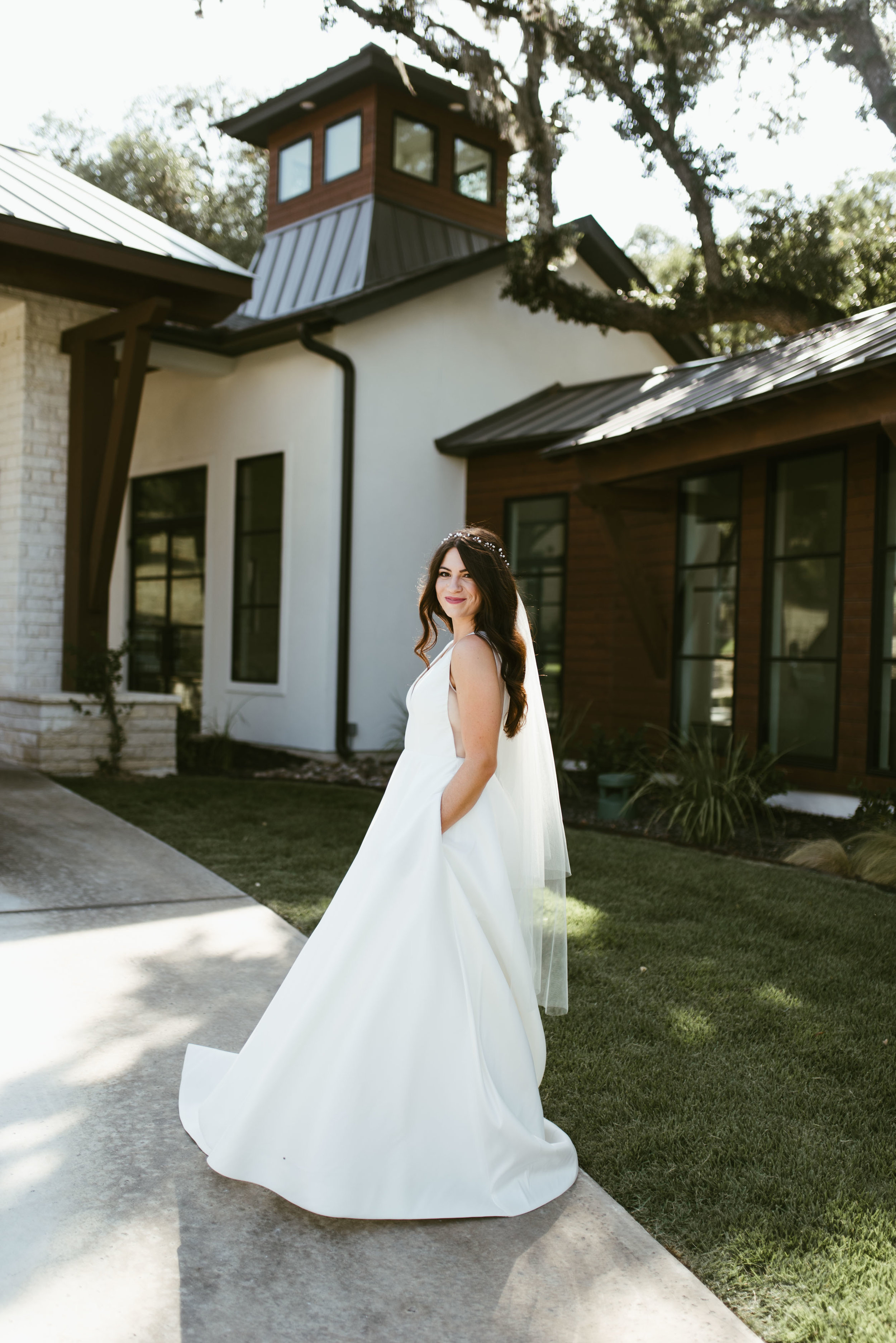  Hayes Hollow Bridal Session | Fort Worth Wedding Photographer | Dallas Wedding Photographer | www.jordanmitchellphotography.com 