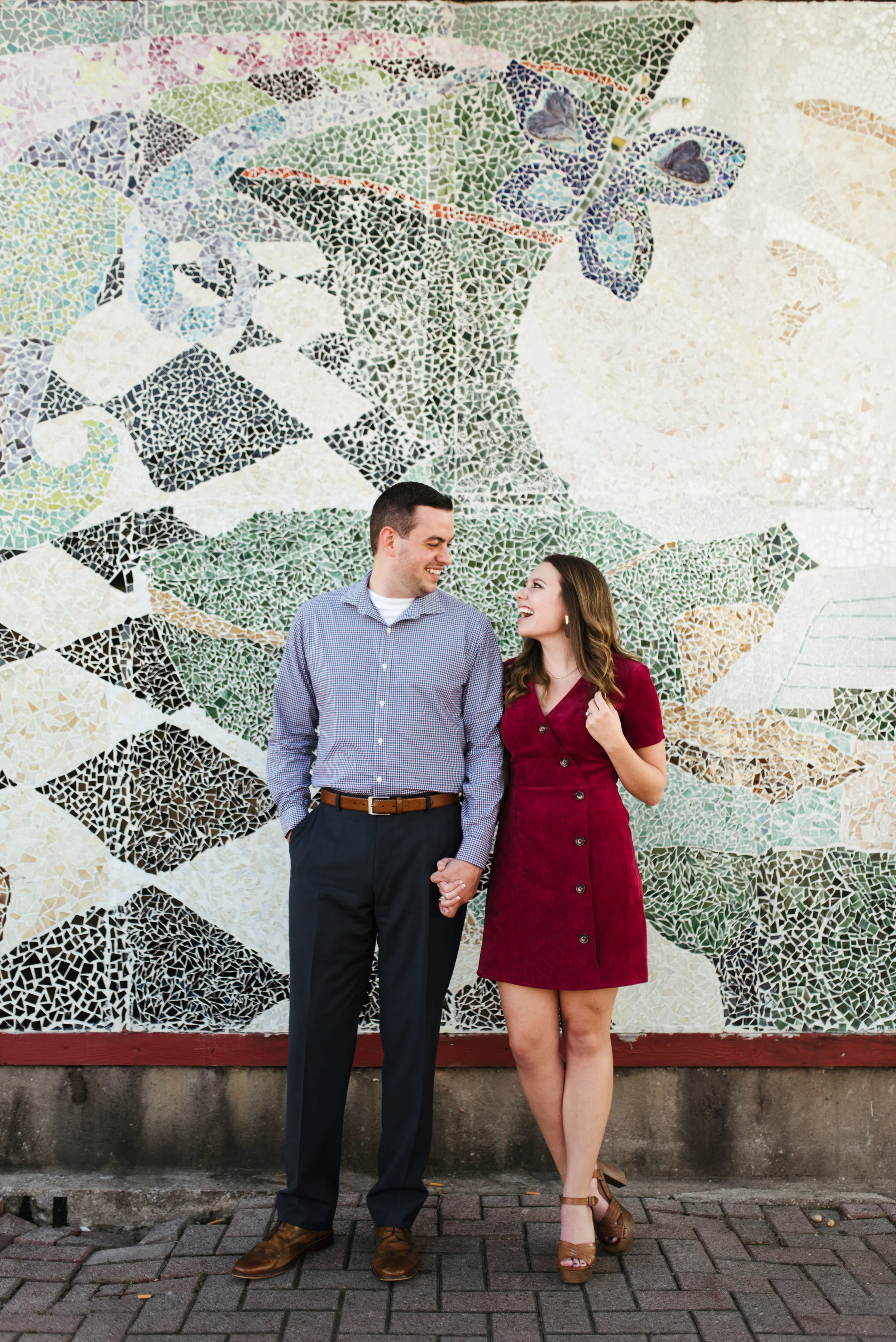 Fort Worth engagement session | Fort Worth engagement photographer | Fort Worth Wedding photographer | www.jordanmitchellphotography.com
