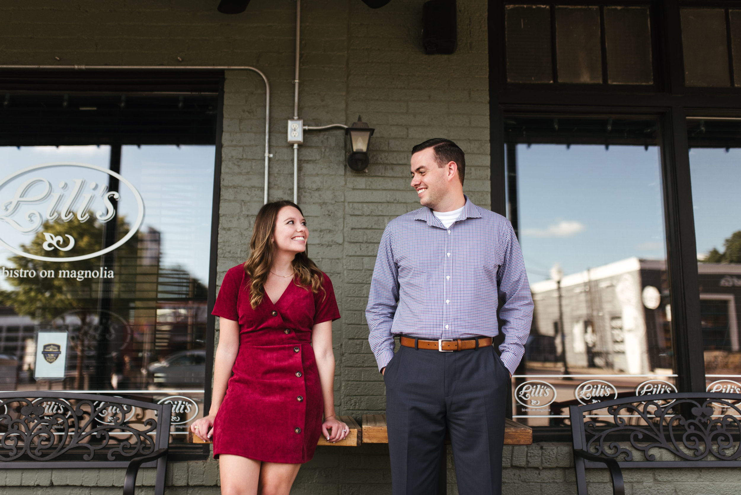  Fort Worth engagement session | Fort Worth engagement photographer | Fort Worth Wedding photographer | www.jordanmitchellphotography.com 