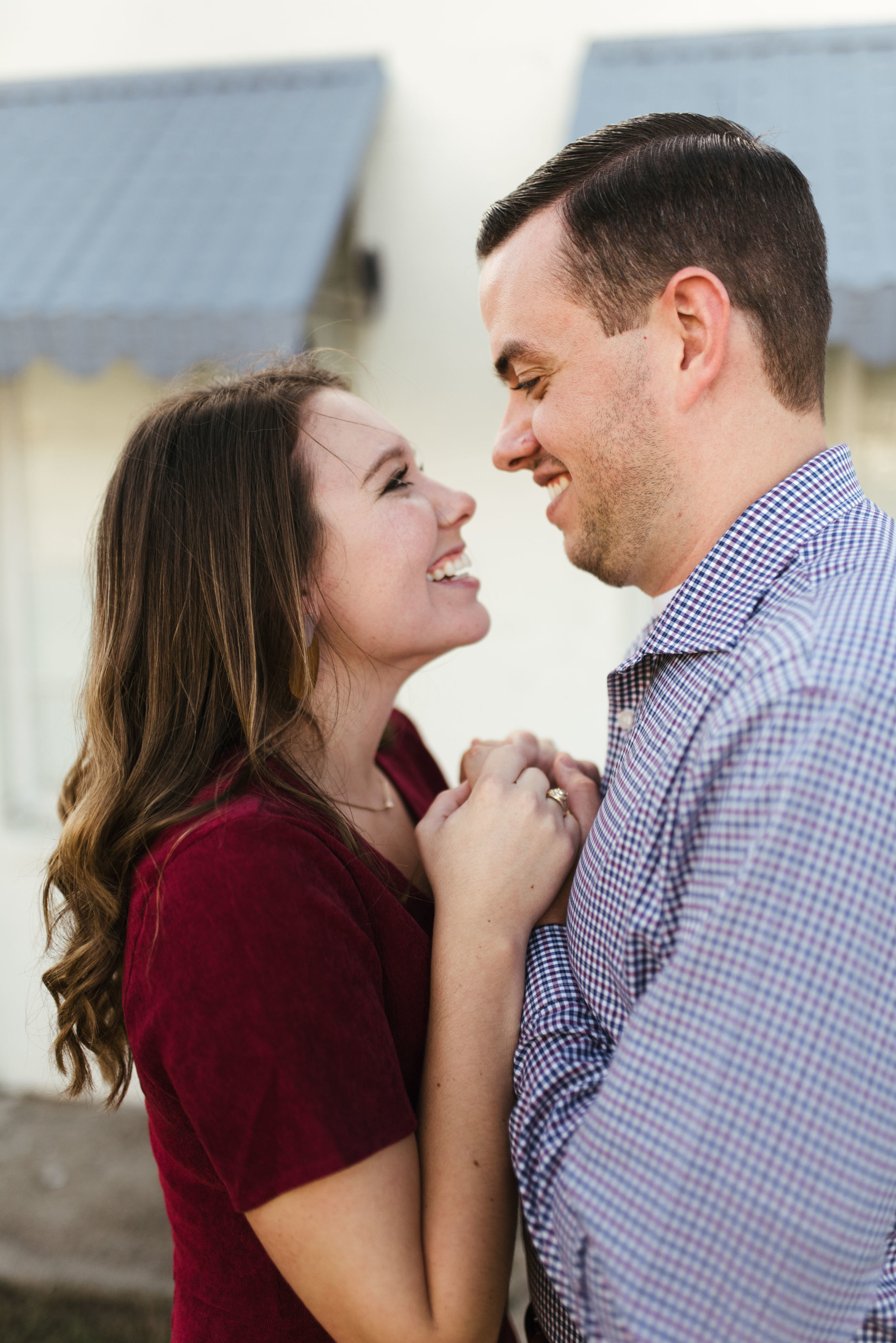  Fort Worth engagement session | Fort Worth engagement photographer | Fort Worth Wedding photographer | www.jordanmitchellphotography.com 