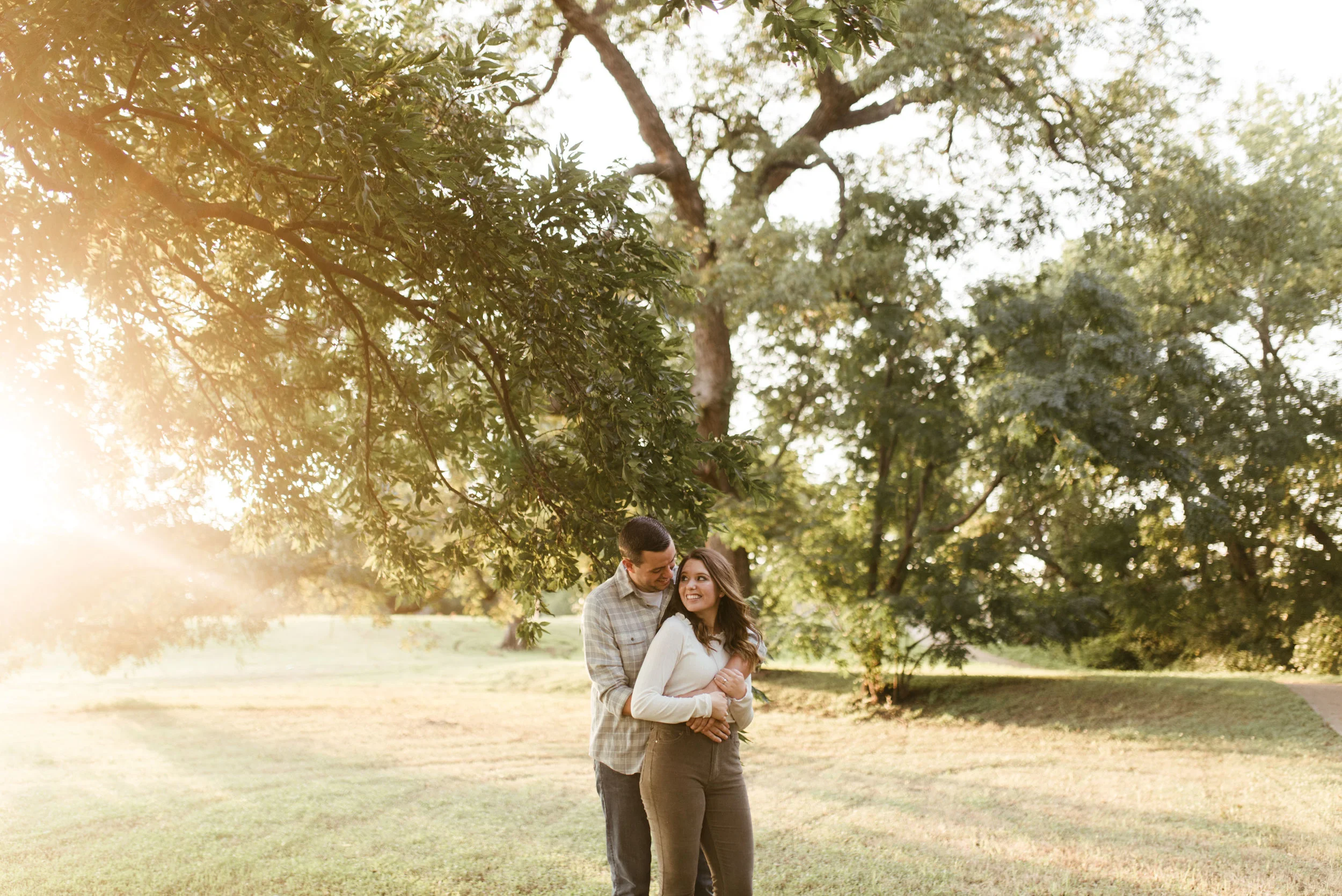 Fort Worth engagement session | Fort Worth engagement photographer | Fort Worth Wedding photographer | www.jordanmitchellphotography.com