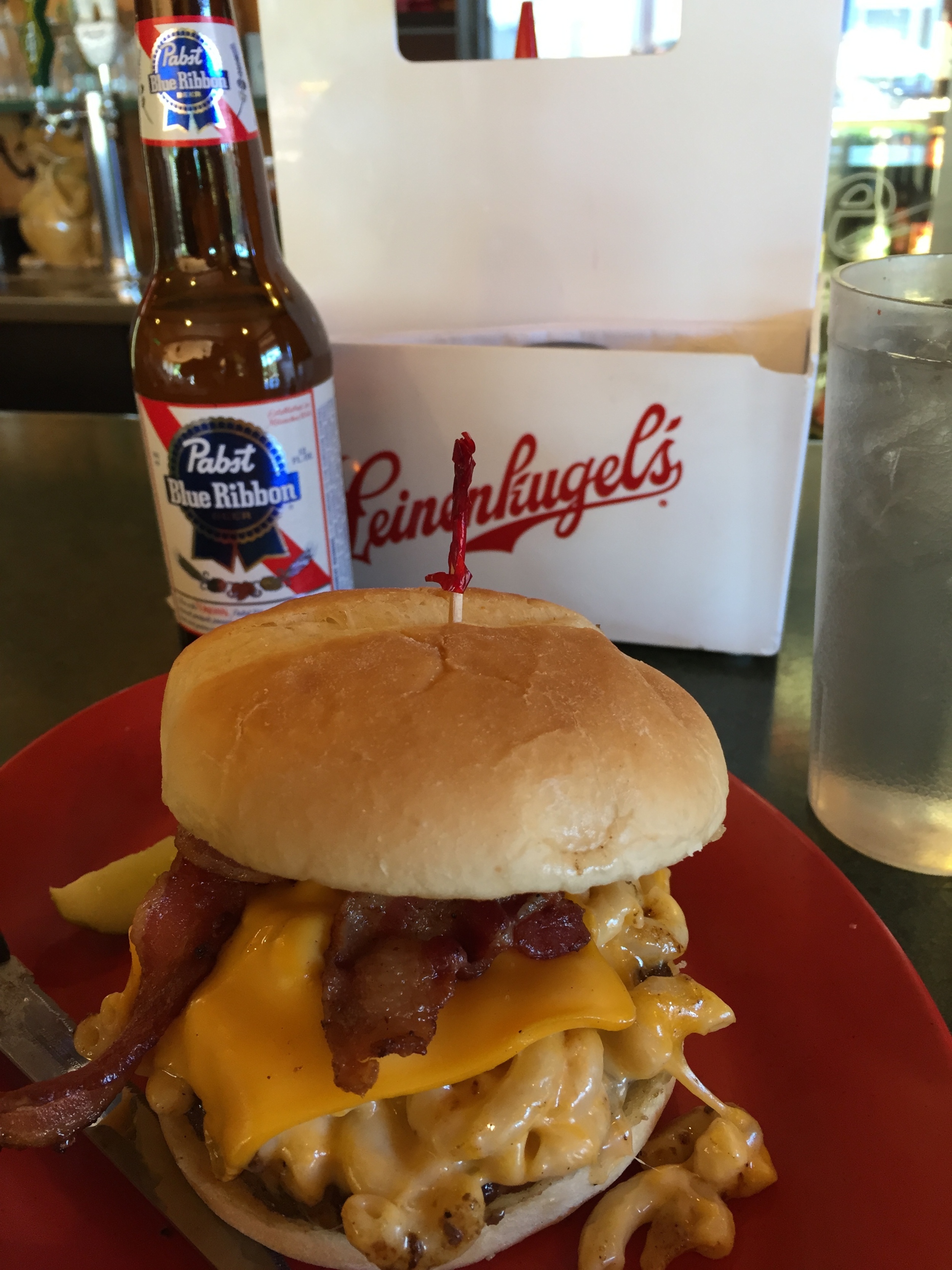 Lunch! - Mac & Cheese Burger