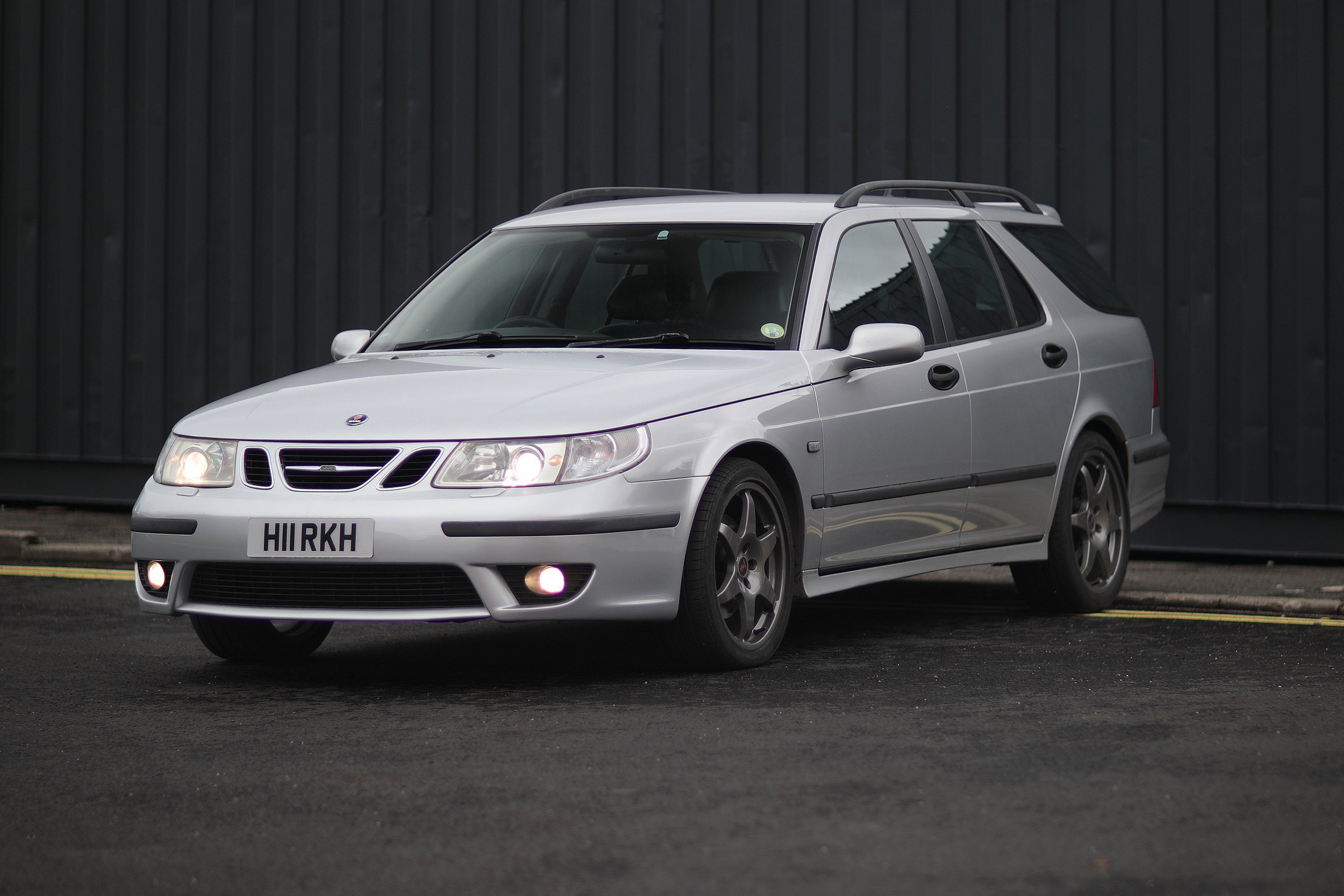 Saab Sportwagon Hirsch-Landscape__0001_Layer 1.jpg