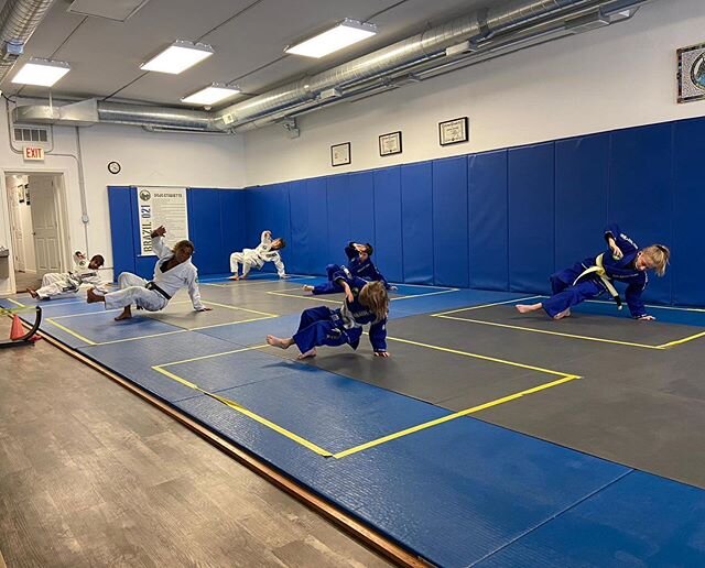 🇺🇸Creativity is a natural extension of our enthusiasm.

Earl Nightingale 🇧🇷A criatividade &eacute; uma extens&atilde;o natural do nosso entusiasmo.

Earl Nightingale

#brazil021 #bjj #jiujitsu #brazilianjiujitsu #brazil021chicago #teamworkmakesth