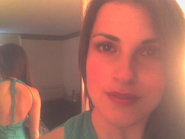 A pre-gig selfie (I loved this dress!)