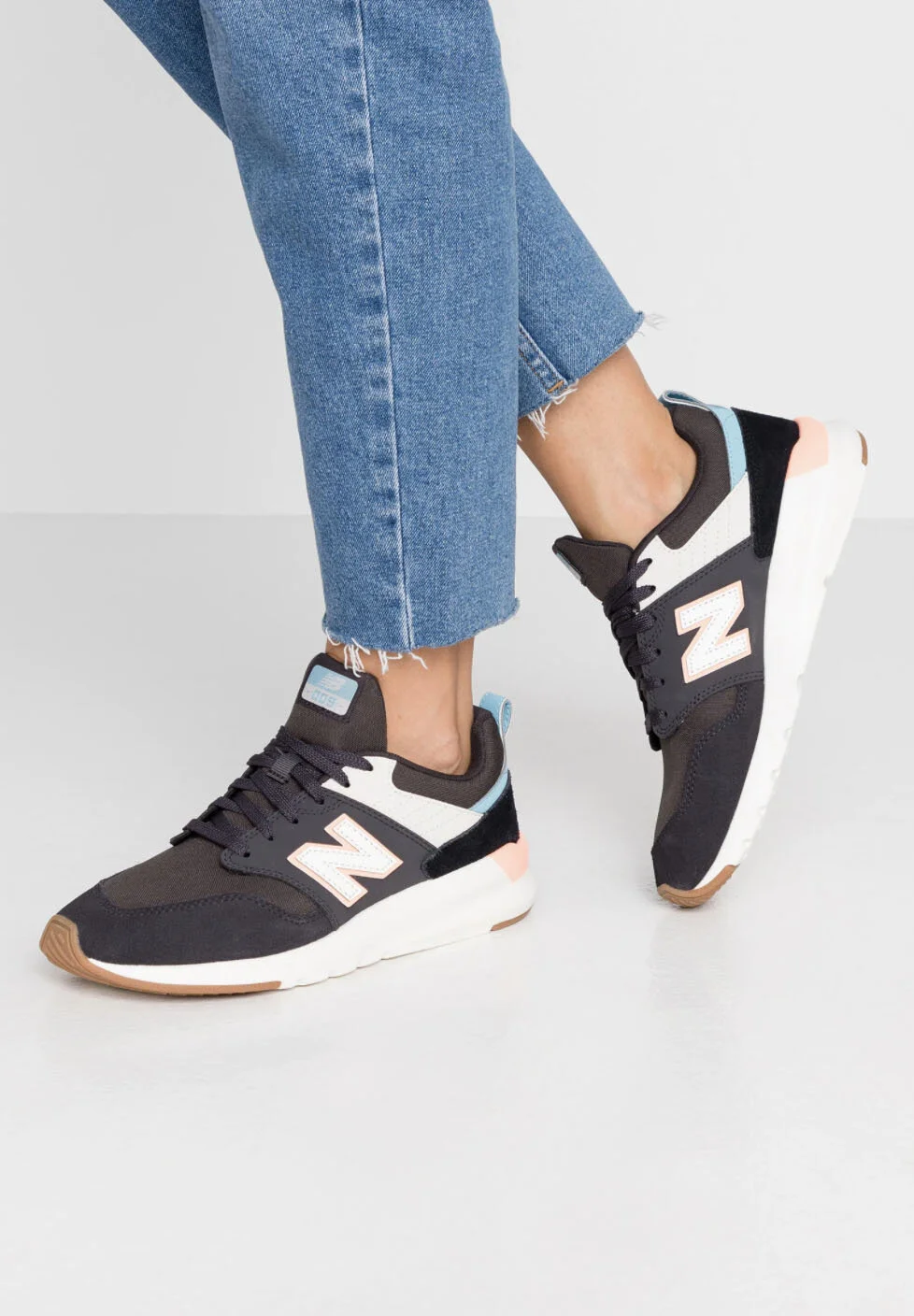 Screen Shot 2020-08-19 at 10.32.17 AM copy.jpg