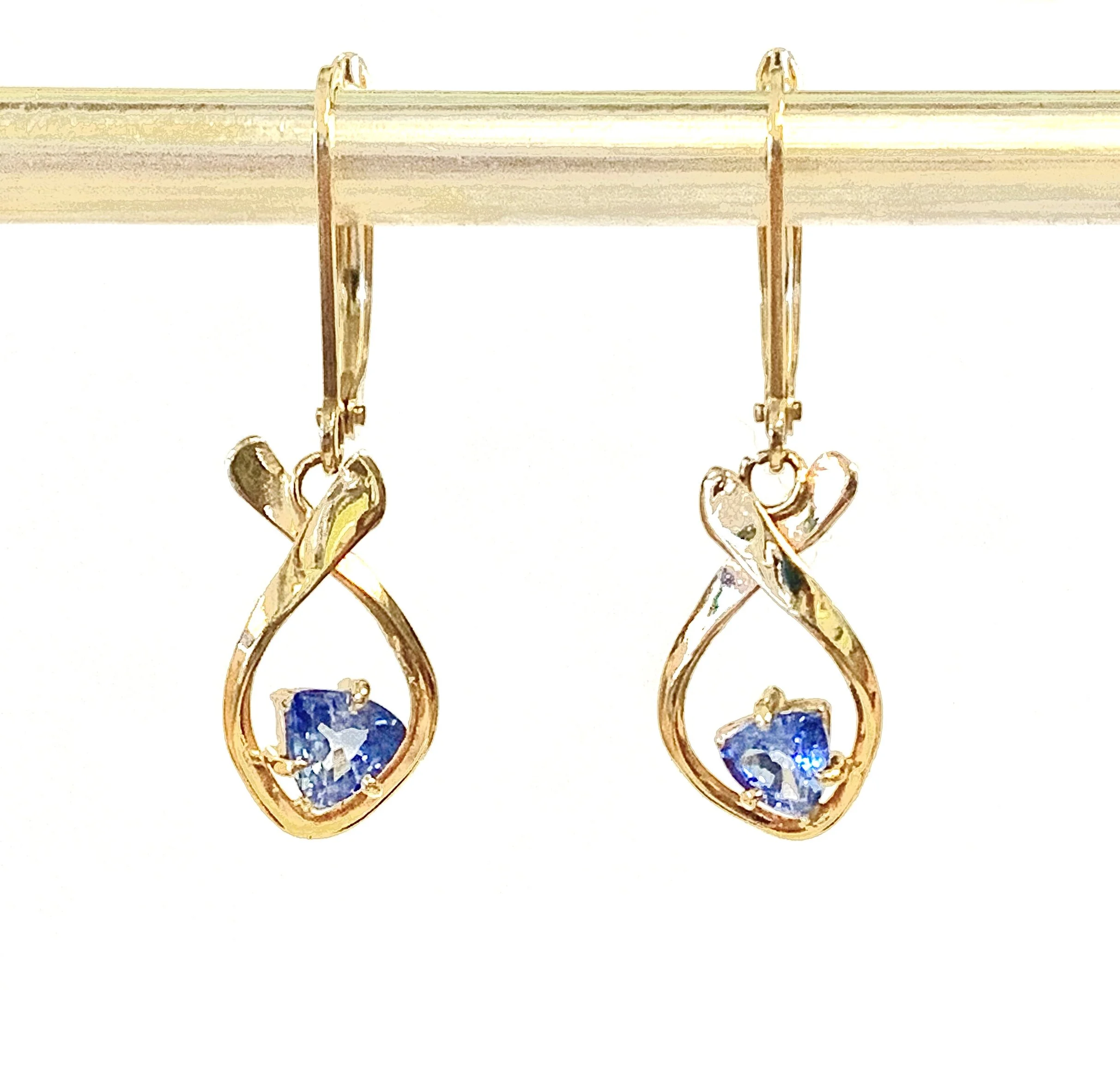 DDD3F0FD-30A5-44D2-A00A-AE3A2A91DD65