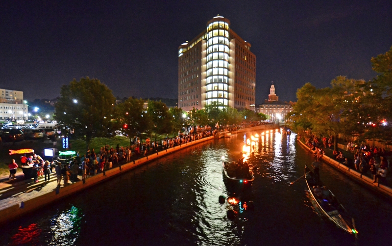 7-12-14 CITIZENS BANK AND WOOD BOAT AND GONDOLA 1 John A Simonetti.JPG