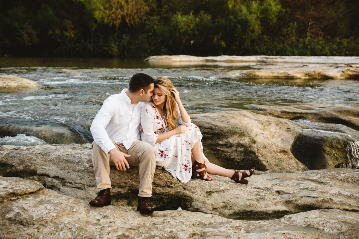 mckinneyfallsengagement4.jpg